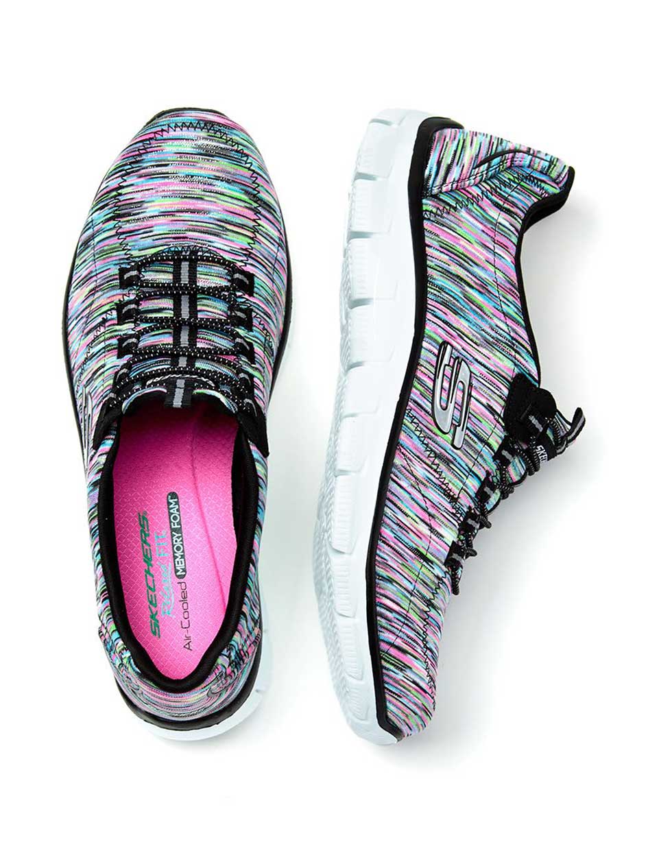 Skechers Wide-Width Relaxed Fit Printed Sneakers Skechers Wide-Width Relaxed Fit Printed Sneakers