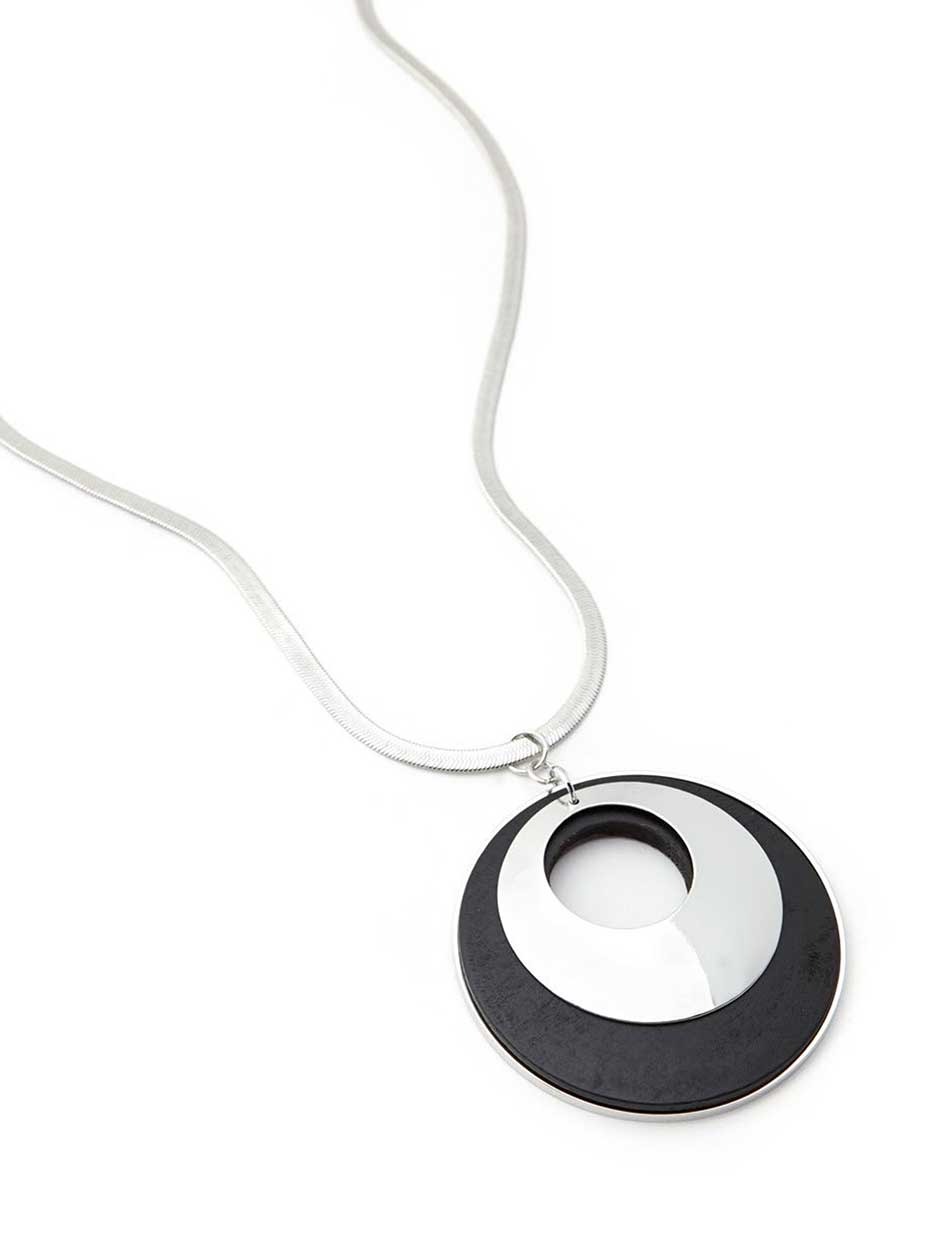 Necklace with 3-Tiered Pendant Necklace with 3-Tiered Pendant