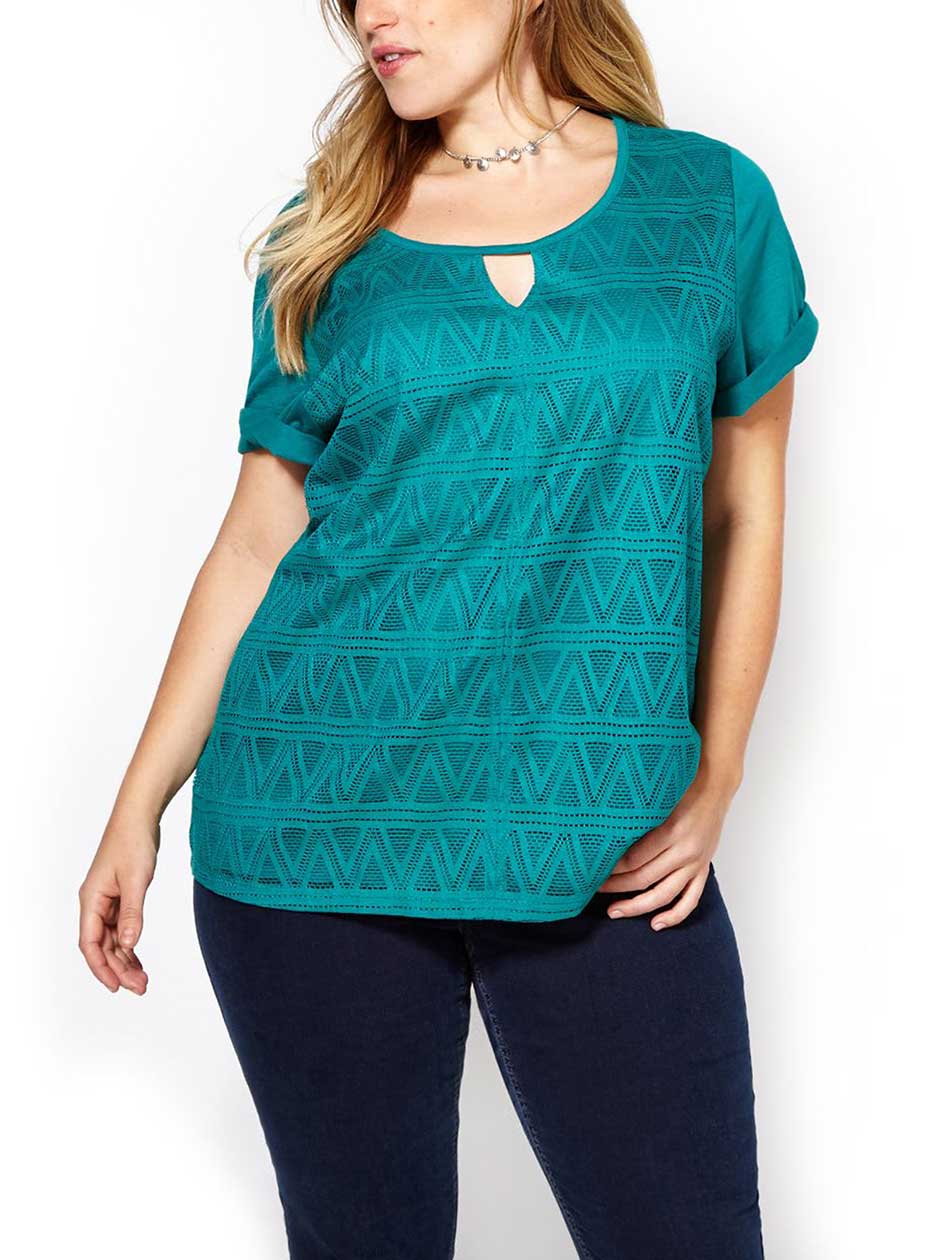 Shaped Fit Lace Front T-Shirt Shaped Fit Lace Front T-Shirt