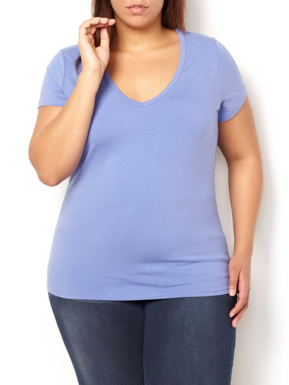 Form Fit V-Neck T-Shirt Form Fit V-Neck T-Shirt