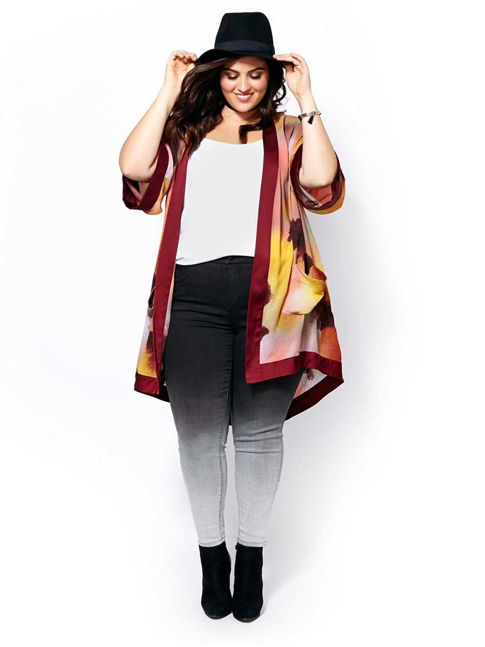 MELISSA McCARTHY Elbow Sleeve Printed Kimono MELISSA McCARTHY Elbow Sleeve Printed Kimono