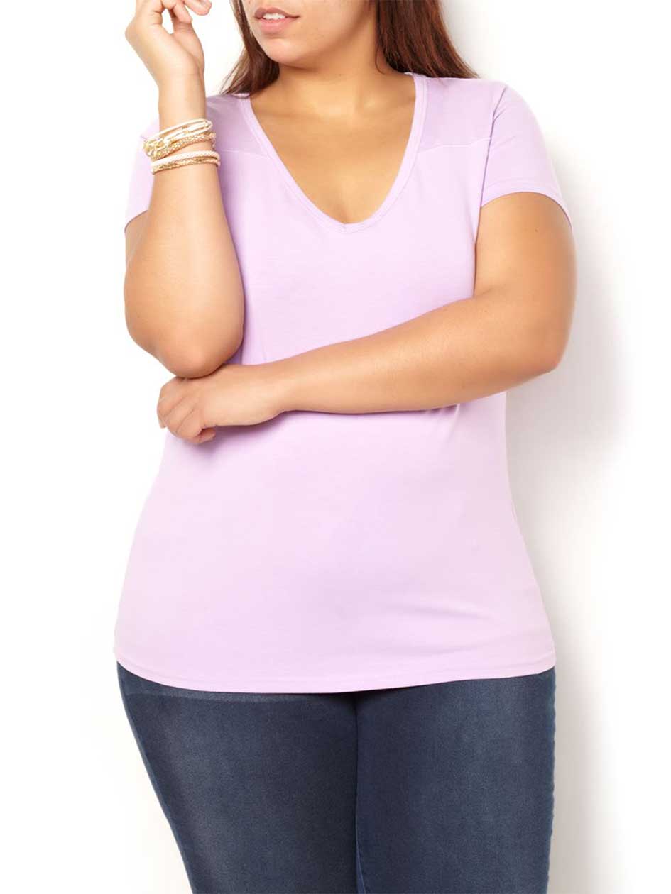 Form Fit V-Neck T-Shirt Form Fit V-Neck T-Shirt