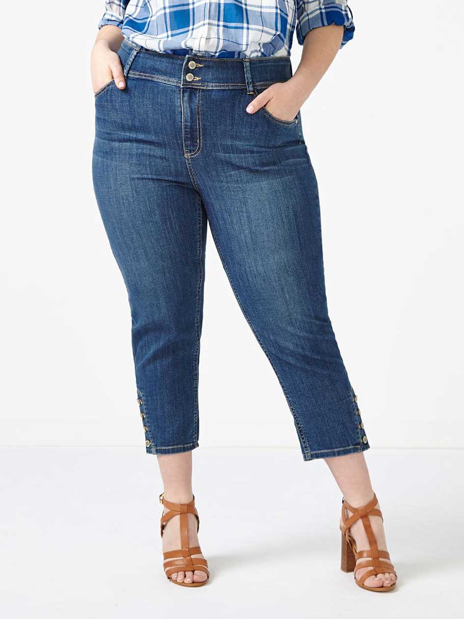 d/c JEANS Slightly Curvy Fit Straight Leg Denim Capri d/c JEANS Slightly Curvy Fit Straight Leg Denim Capri