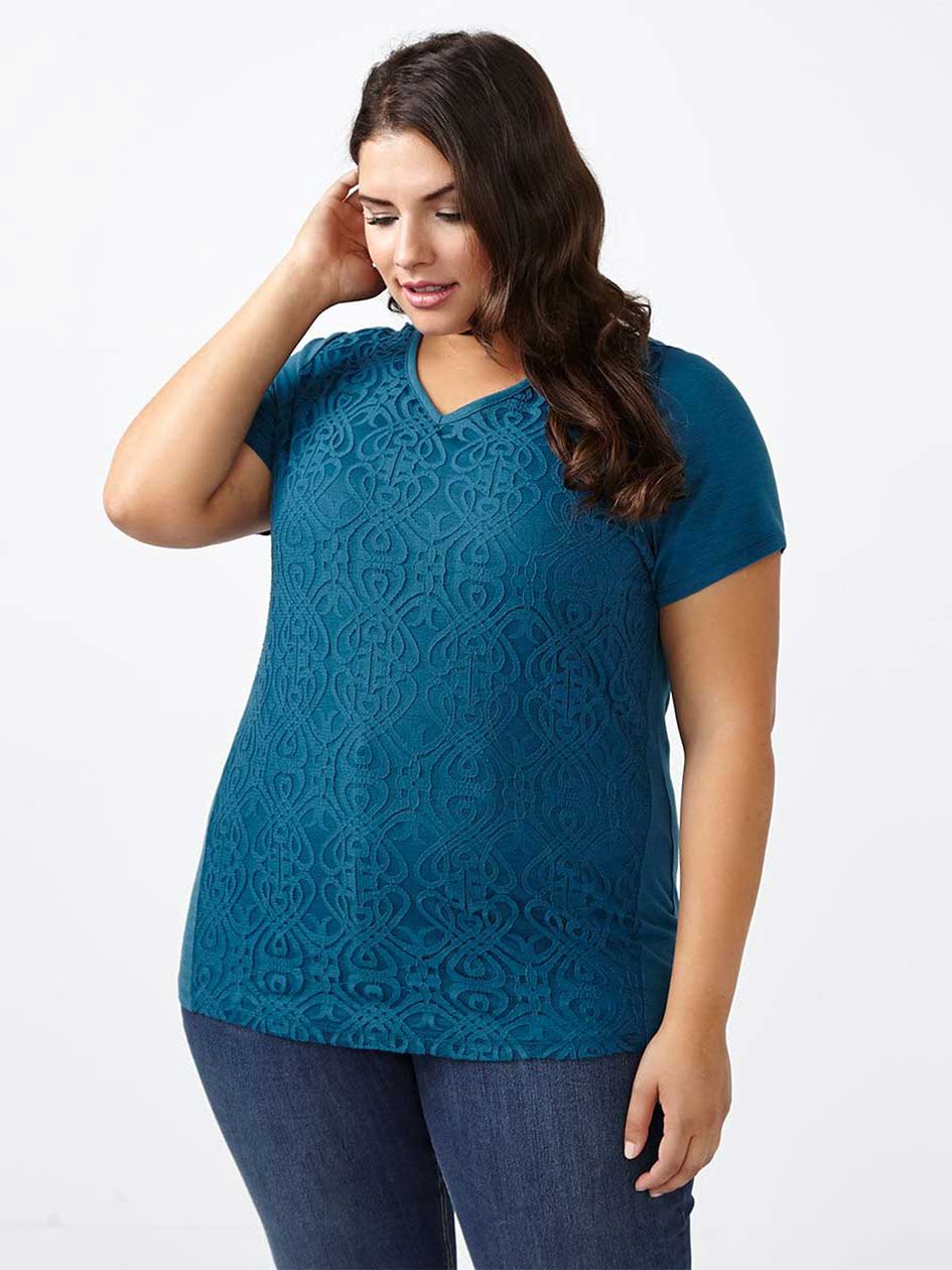 Shaped Fit Lace Front V-Neck T-Shirt Shaped Fit Lace Front V-Neck T-Shirt