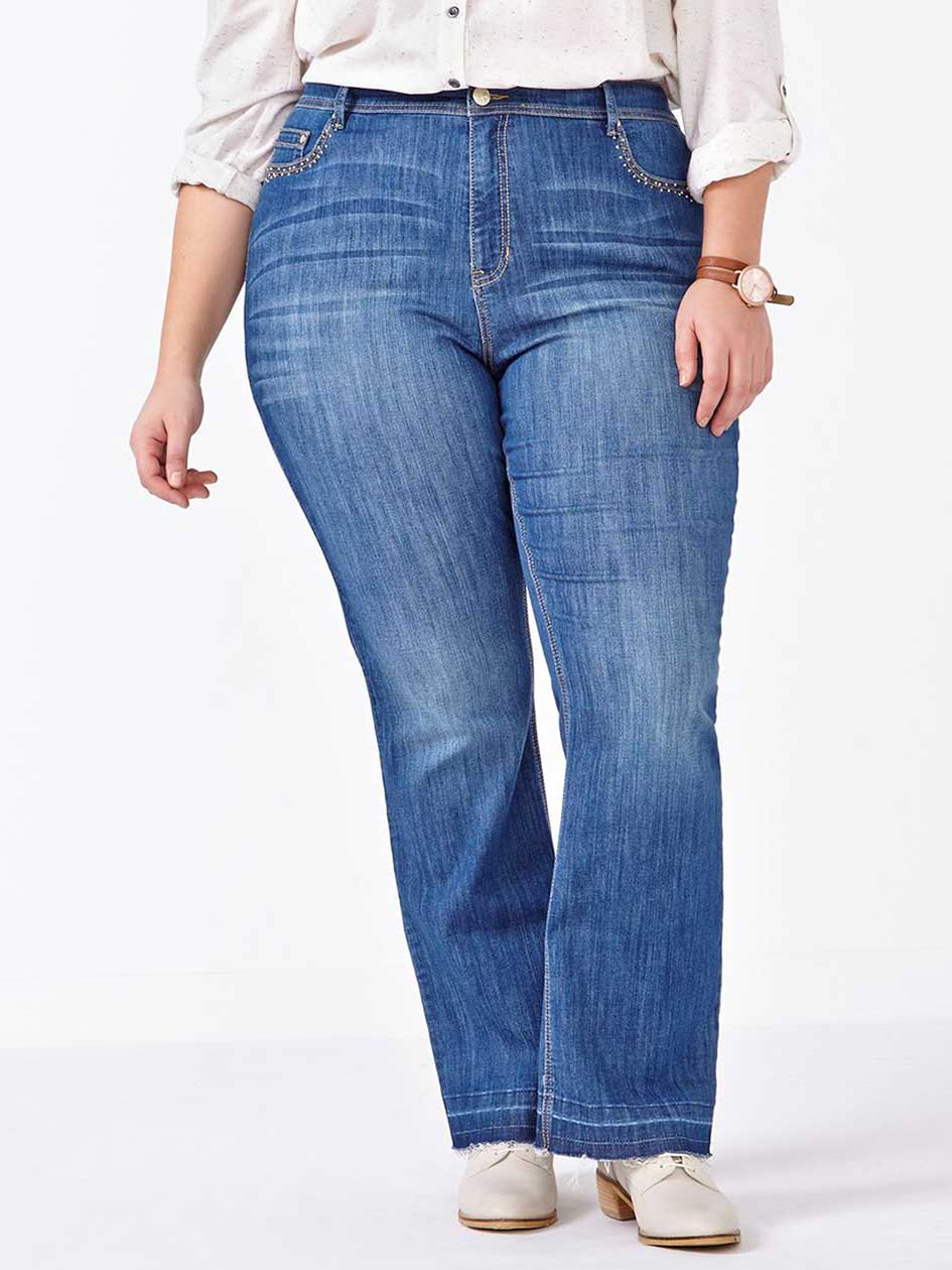 d/c JEANS Curvy Fit Bootcut Jean d/c JEANS Curvy Fit Bootcut Jean