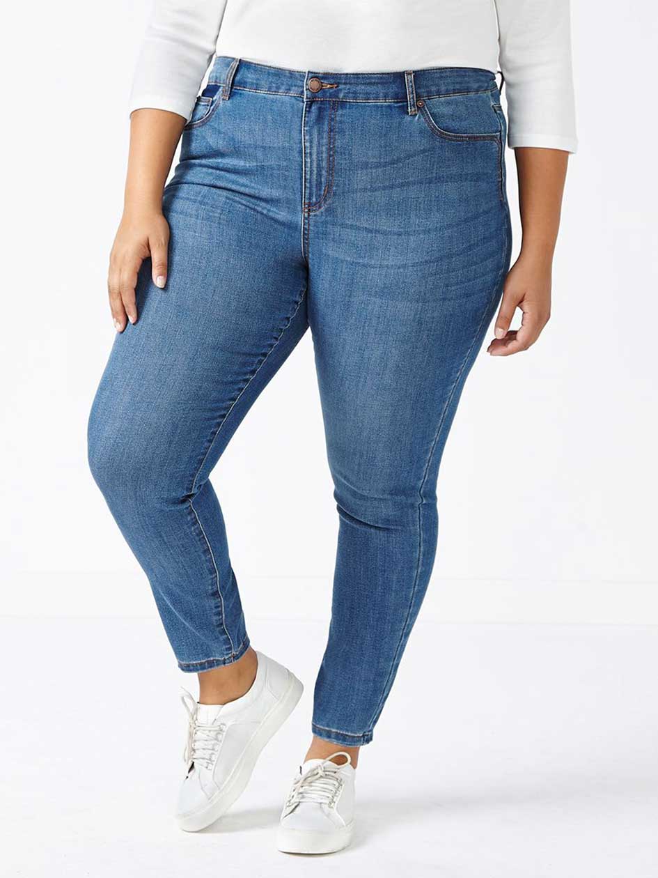 d/c JEANS Slightly Curvy Fit Skinny Jean d/c JEANS Slightly Curvy Fit Skinny Jean
