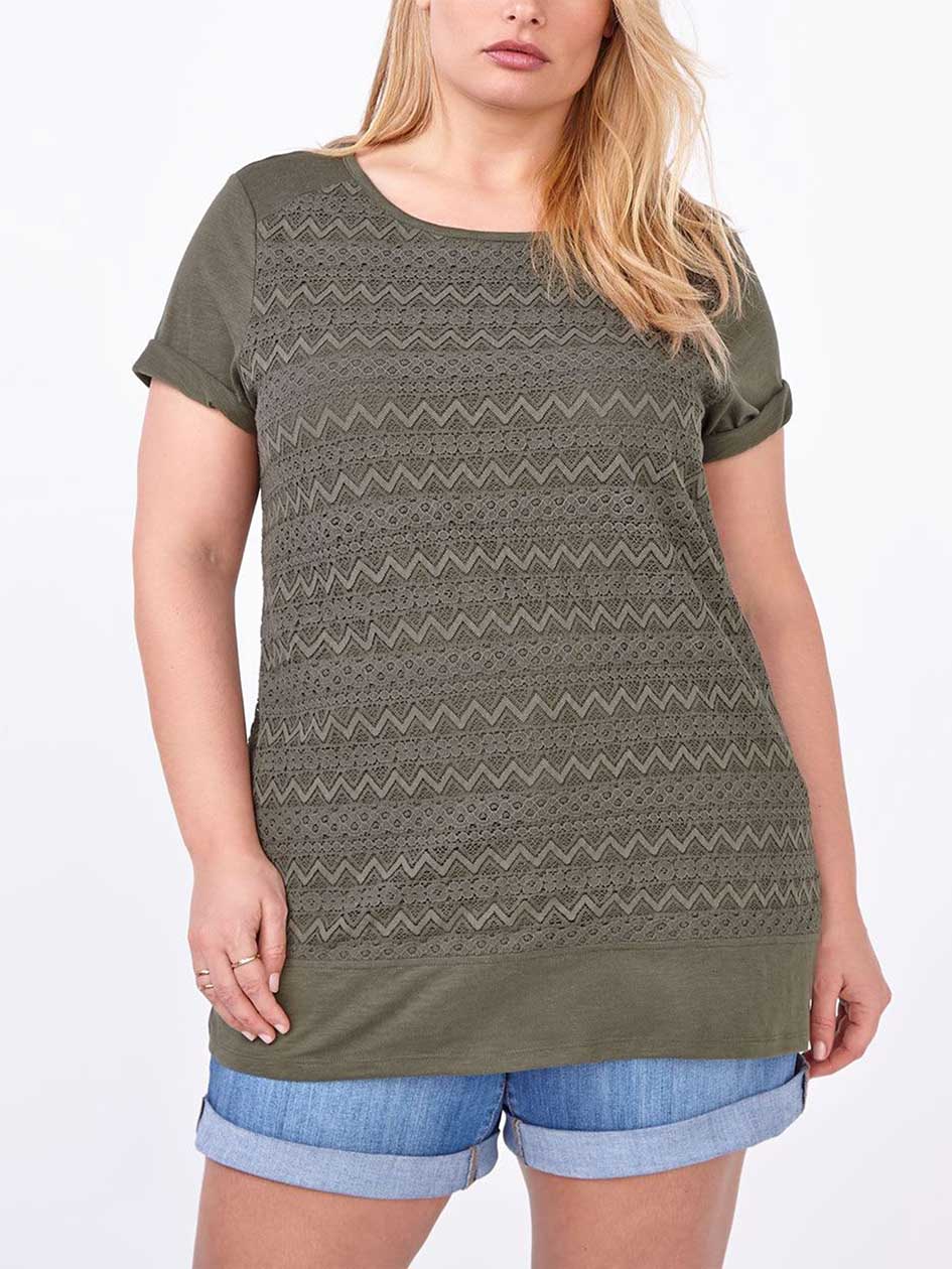 Shaped Fit Lace Front T-Shirt Shaped Fit Lace Front T-Shirt