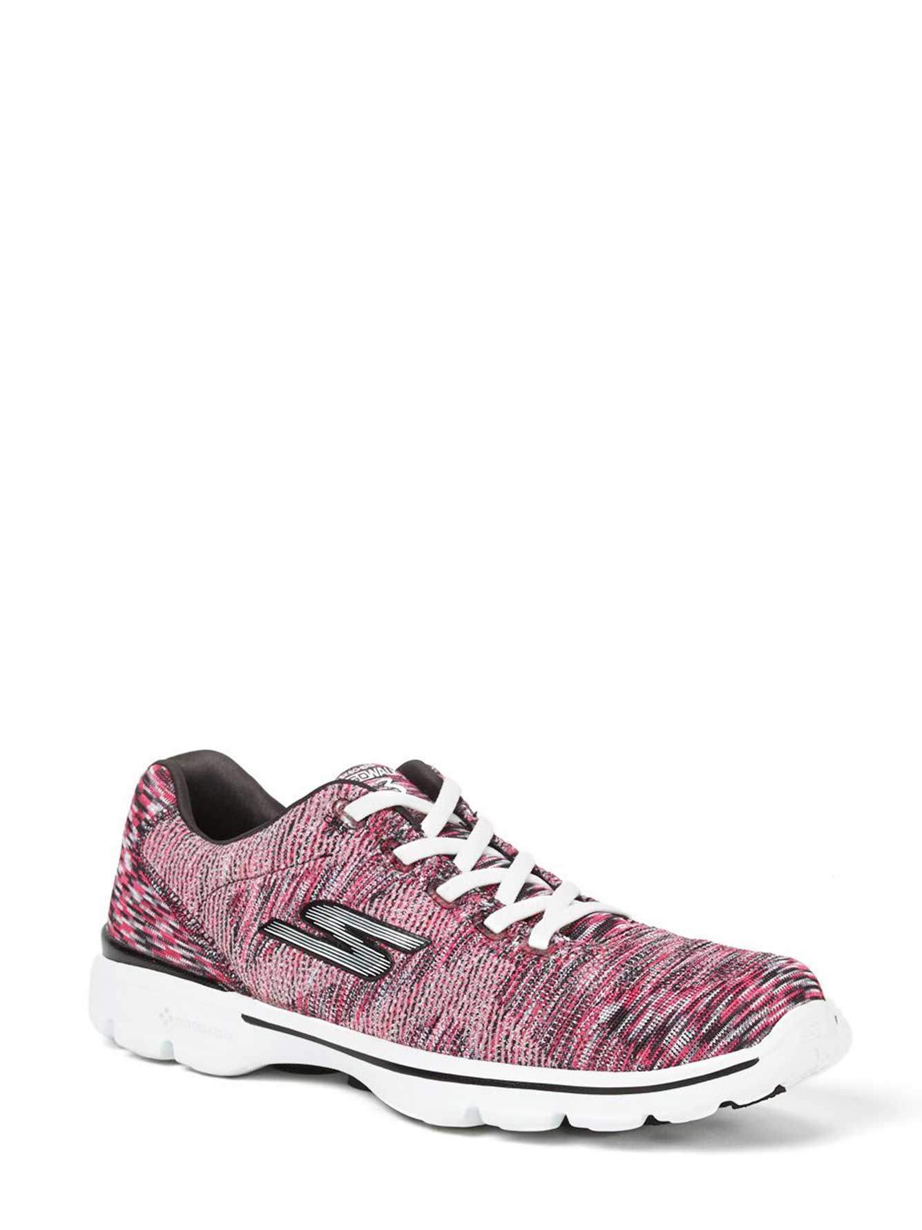 sneakers that come in wide sizes