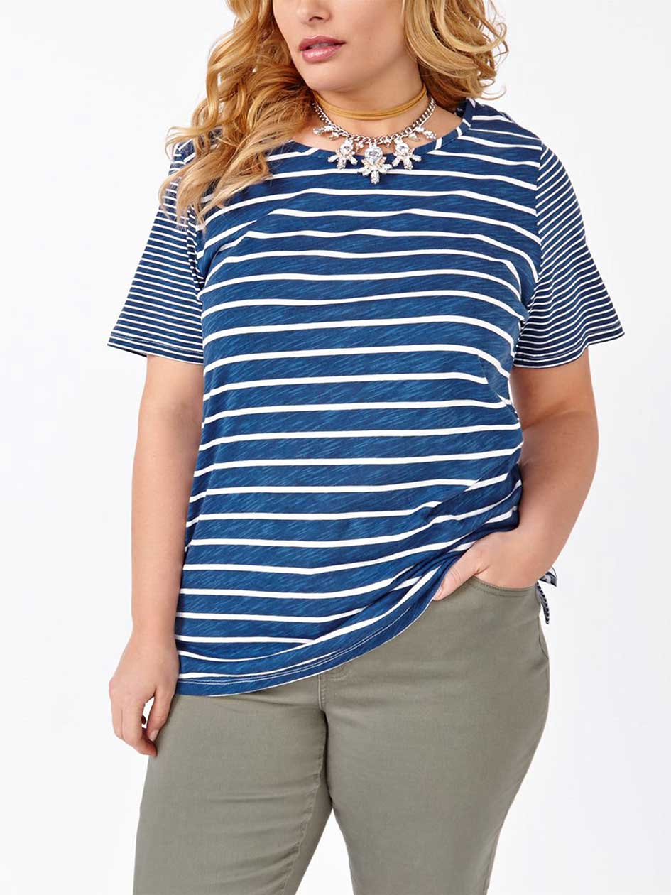 Shaped Fit Printed Cotton T-Shirt Shaped Fit Printed Cotton T-Shirt