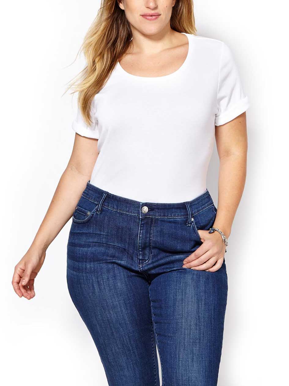 Shaped Fit Scoop Neck T-Shirt Shaped Fit Scoop Neck T-Shirt