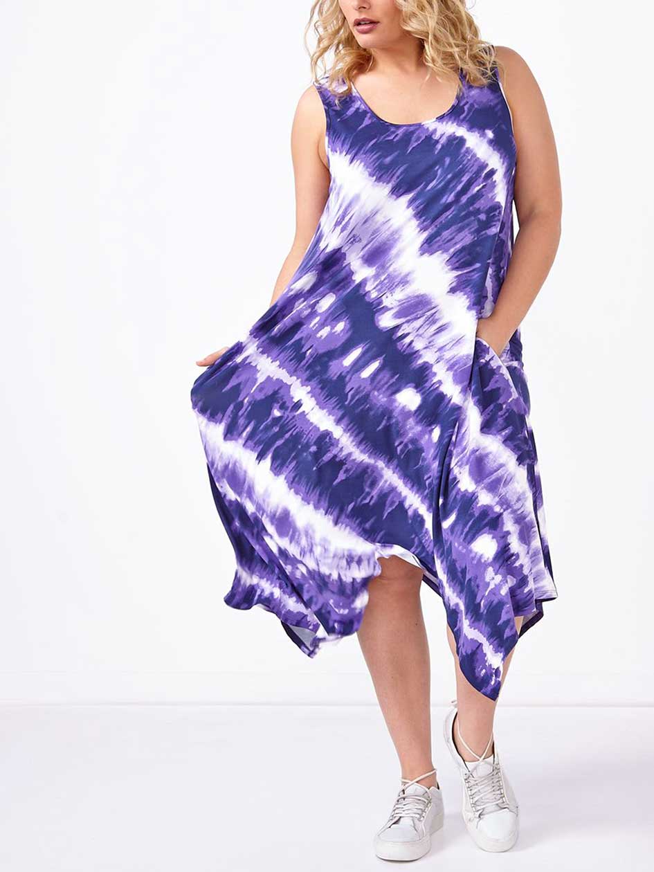 d/c JEANS Sleeveless Printed Sharkbite Dress d/c JEANS Sleeveless Printed Sharkbite Dress