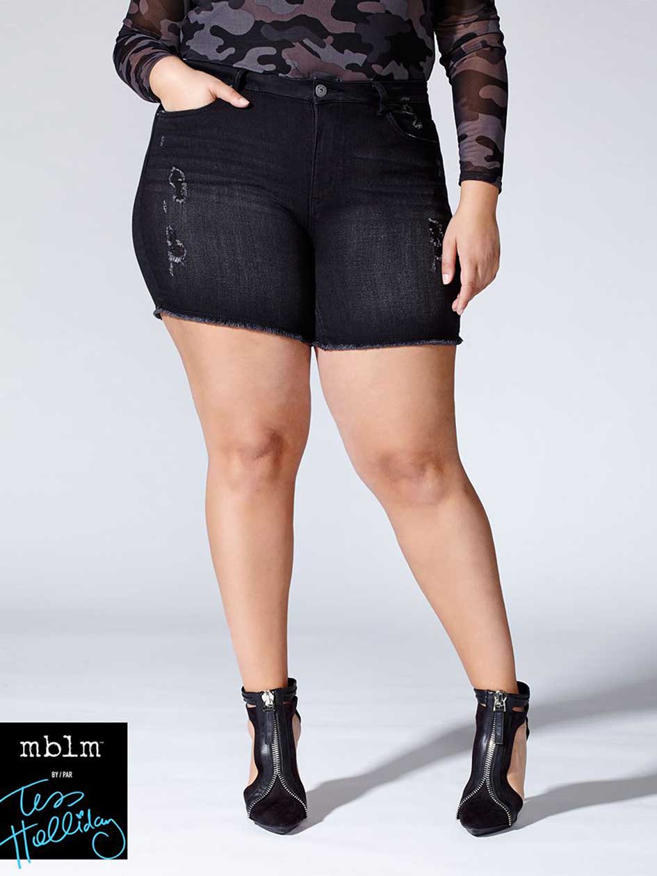 Tess Holliday - Raw Edge Denim Short Tess Holliday - Raw Edge Denim Short