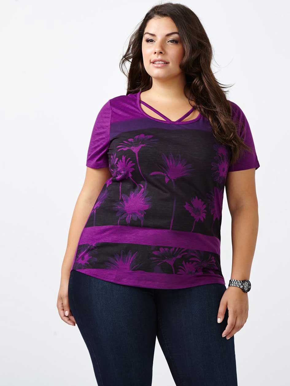 Curve Fit Printed T-Shirt Curve Fit Printed T-Shirt
