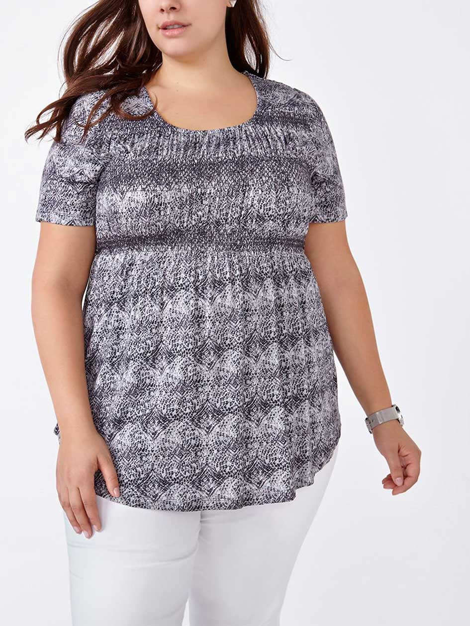 Short Sleeve Printed Smocked Top Short Sleeve Printed Smocked Top