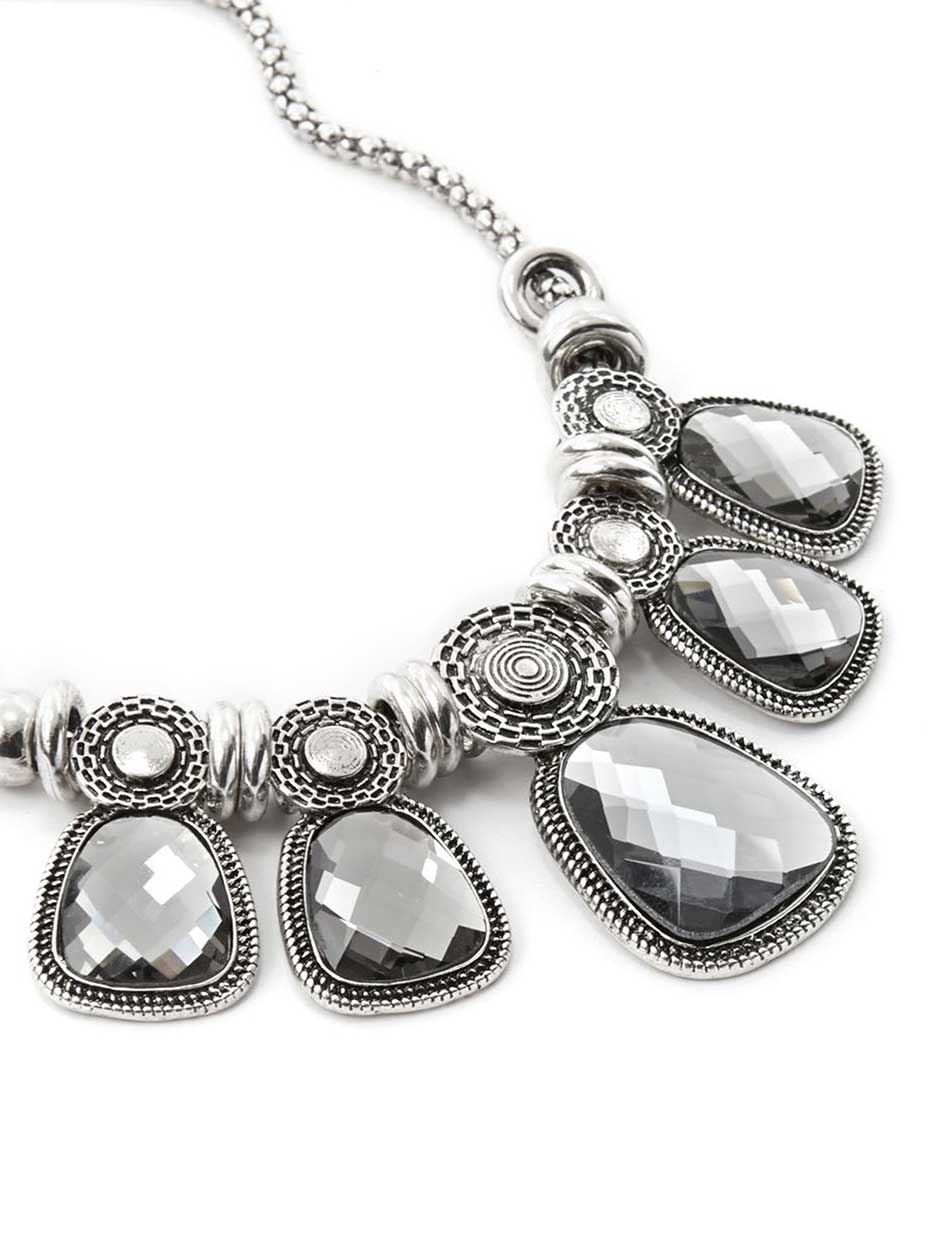Statement Necklace with Stones Statement Necklace with Stones