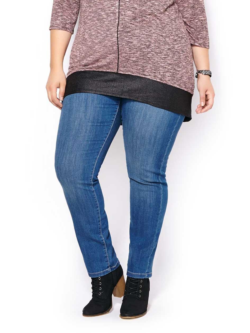 d/c JEANS Petite Slightly Curvy Fit Straight Leg Jean d/c JEANS Petite Slightly Curvy Fit Straight Leg Jean