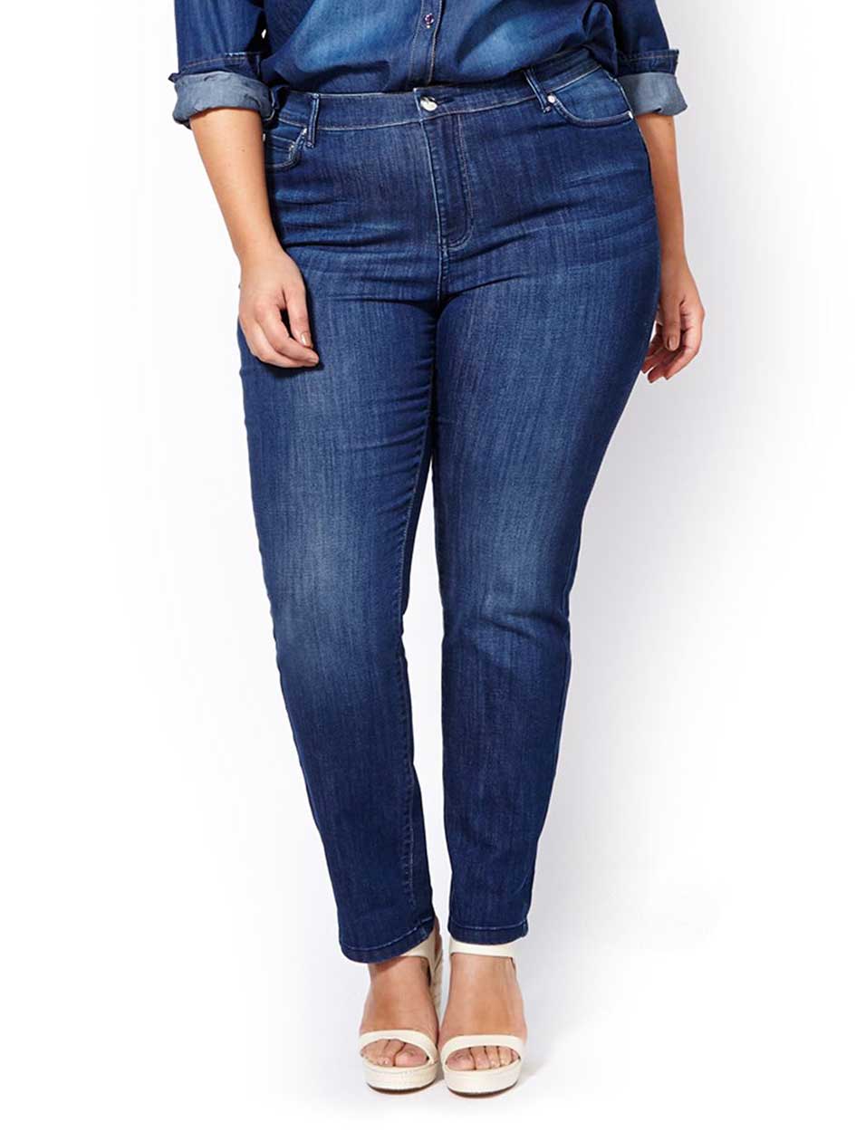 d/c JEANS Petite Slightly Curvy Fit Straight Leg Jean d/c JEANS Petite Slightly Curvy Fit Straight Leg Jean