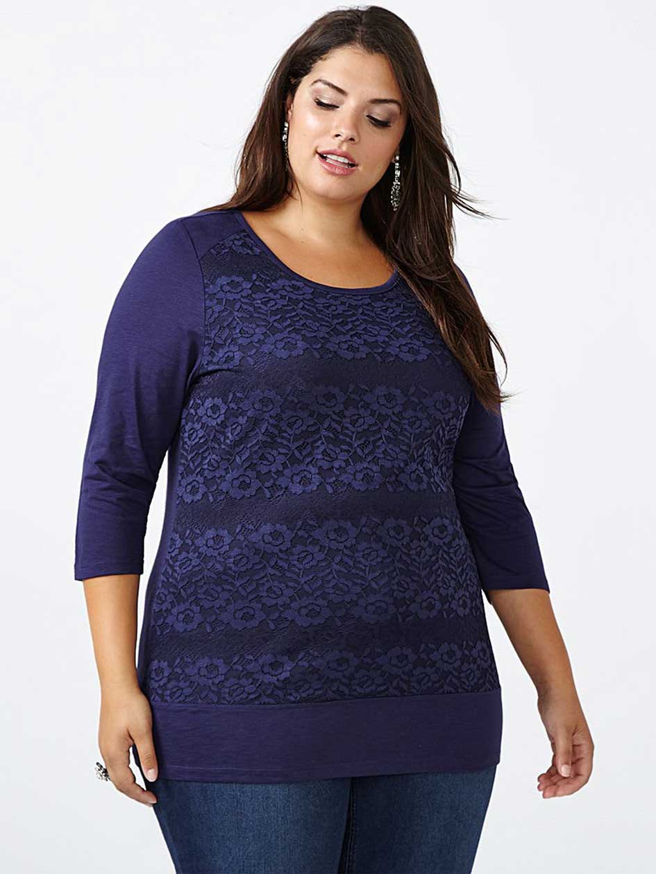 Curve Fit 3/4 Sleeve Lace Front T-Shirt Curve Fit 3/4 Sleeve Lace Front T-Shirt