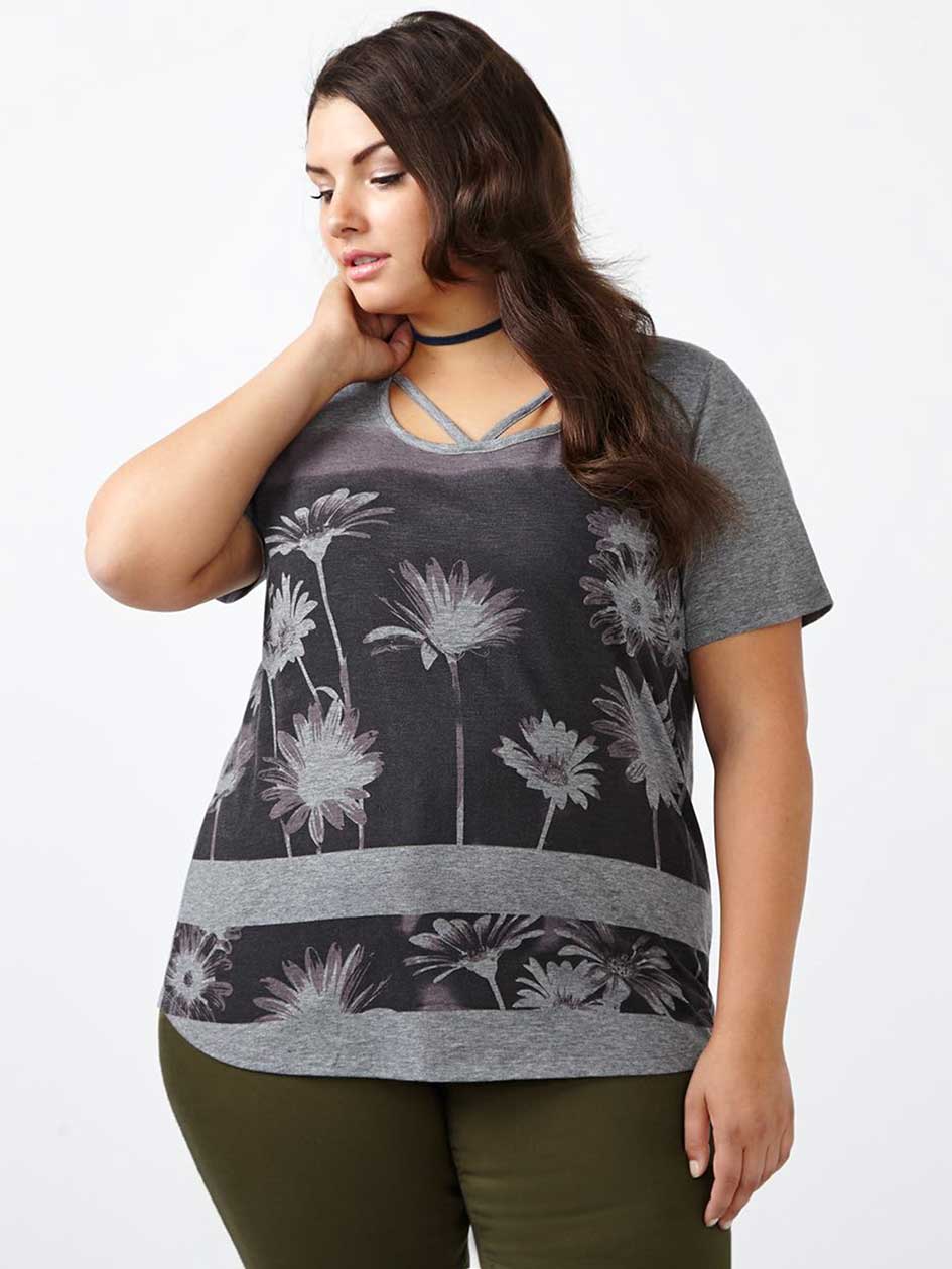 Curve Fit Printed T-Shirt Curve Fit Printed T-Shirt