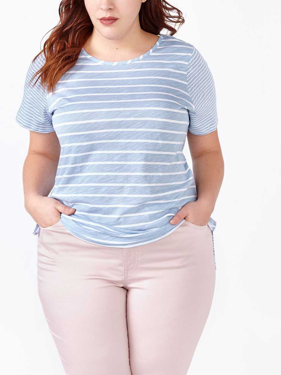 Shaped Fit Printed Cotton T-Shirt Shaped Fit Printed Cotton T-Shirt