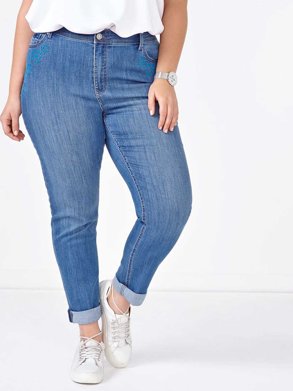 d/c JEANS Petite Slightly Curvy Fit Straight Leg Girlfriend Jean d/c JEANS Petite Slightly Curvy Fit Straight Leg Girlfriend Jean