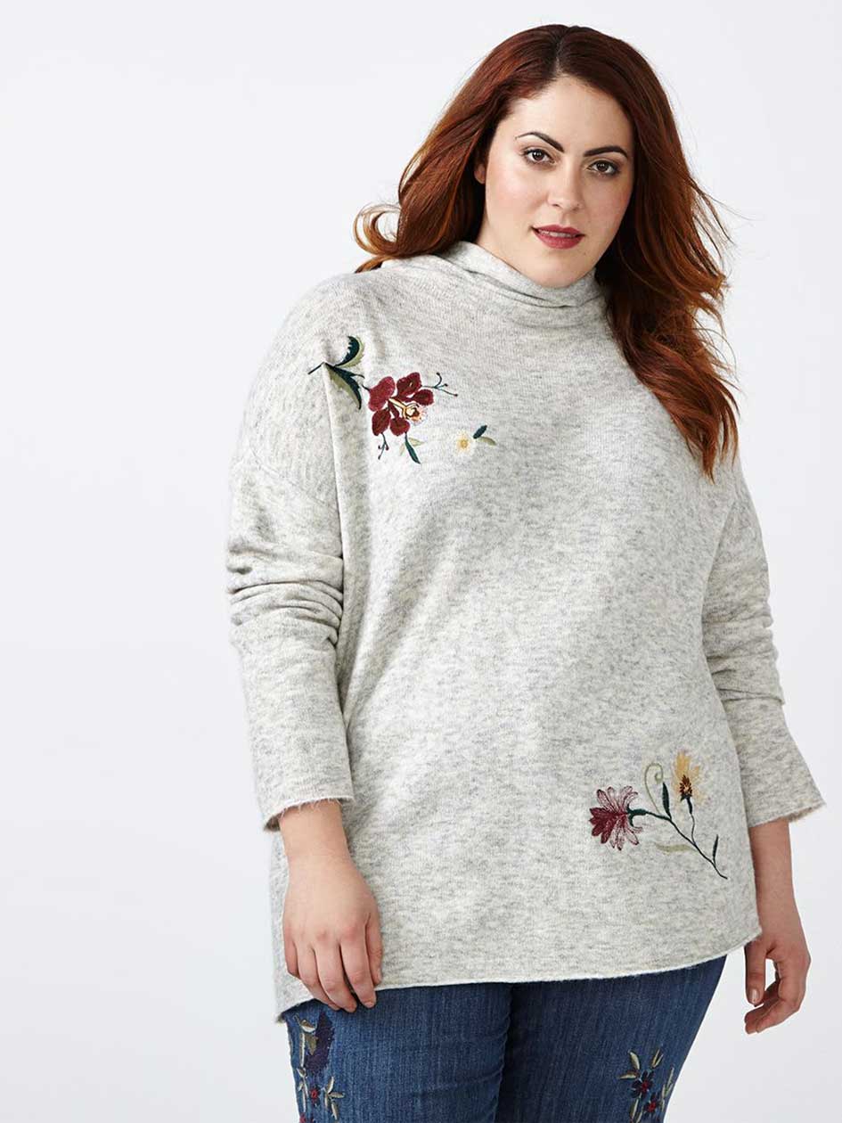 d/c JEANS Embroidered Sweater d/c JEANS Embroidered Sweater