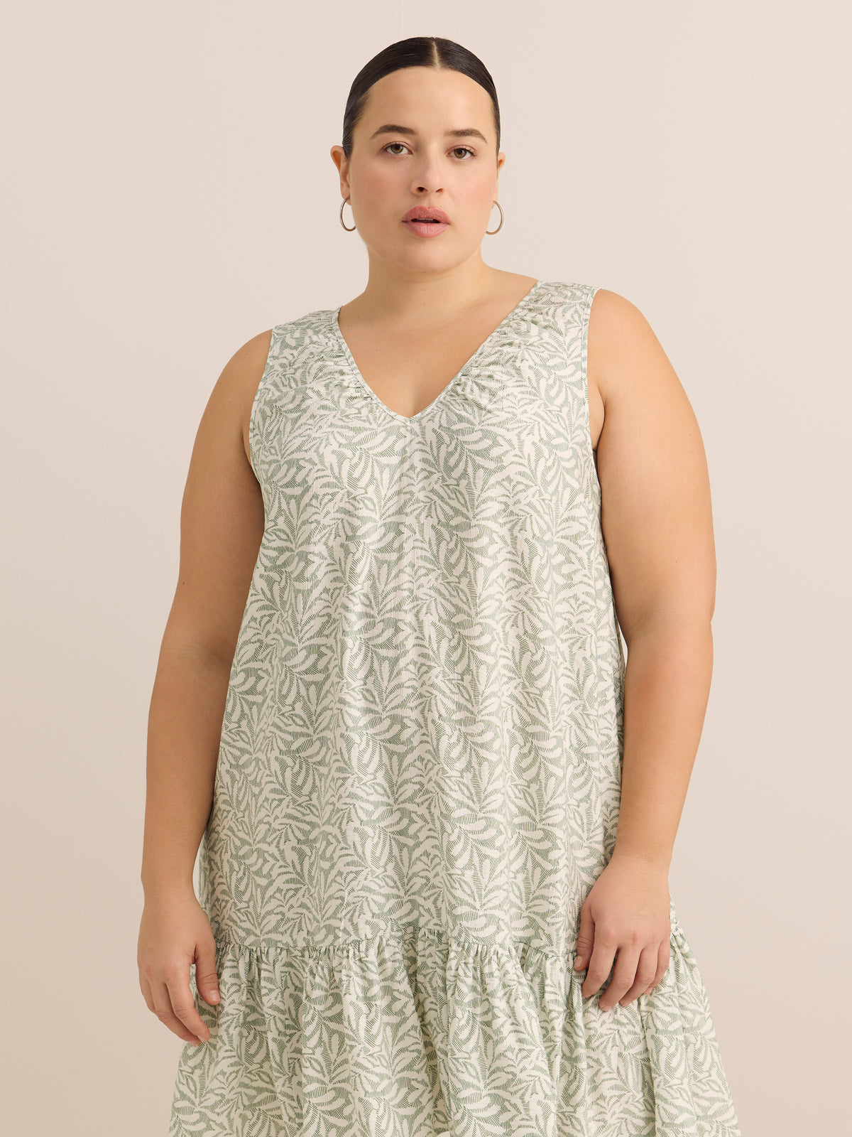 Sleeveless V-Neck Pull-On Swing Dress