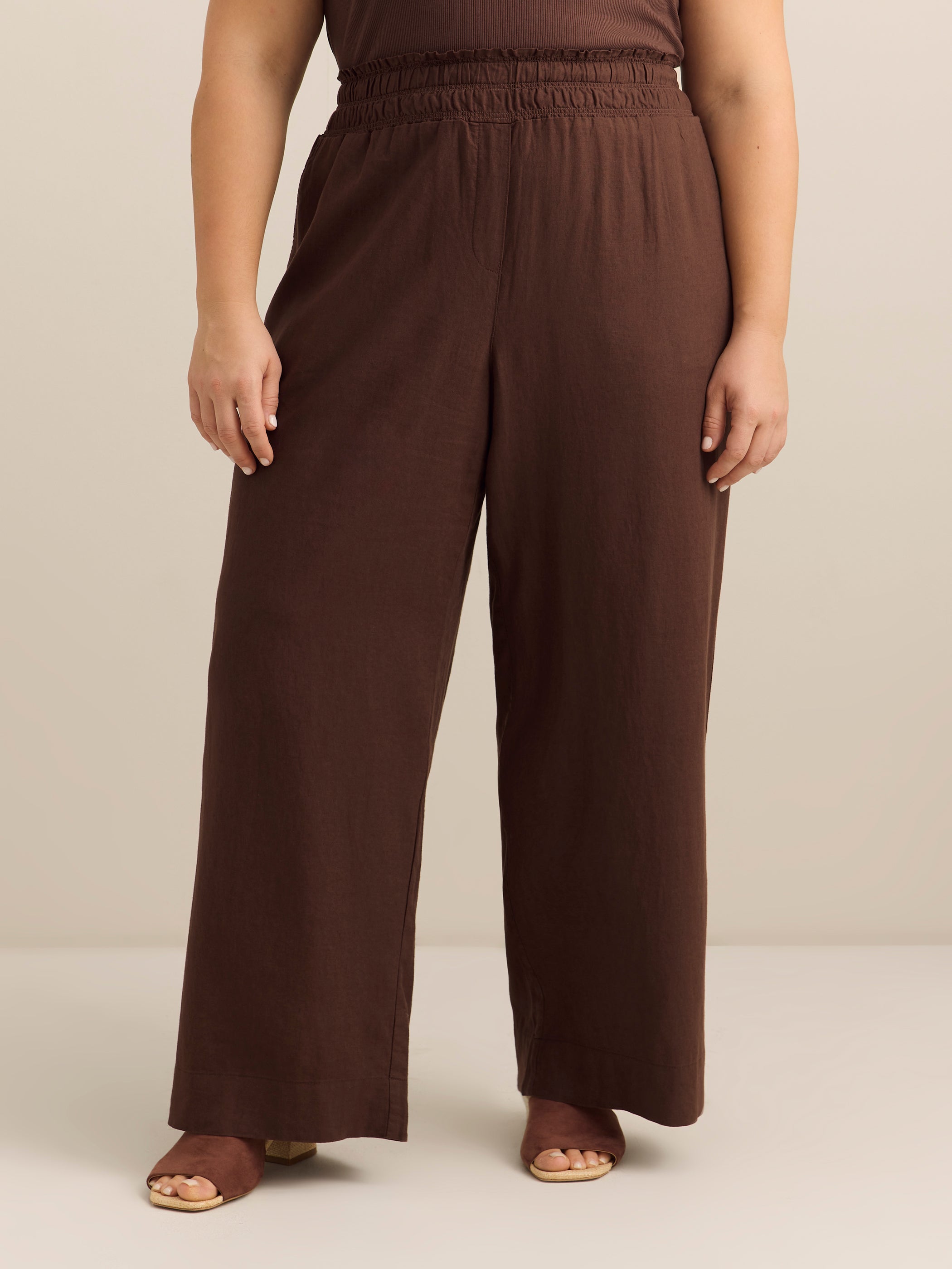 Pantalon en mélange de lin à jambe large