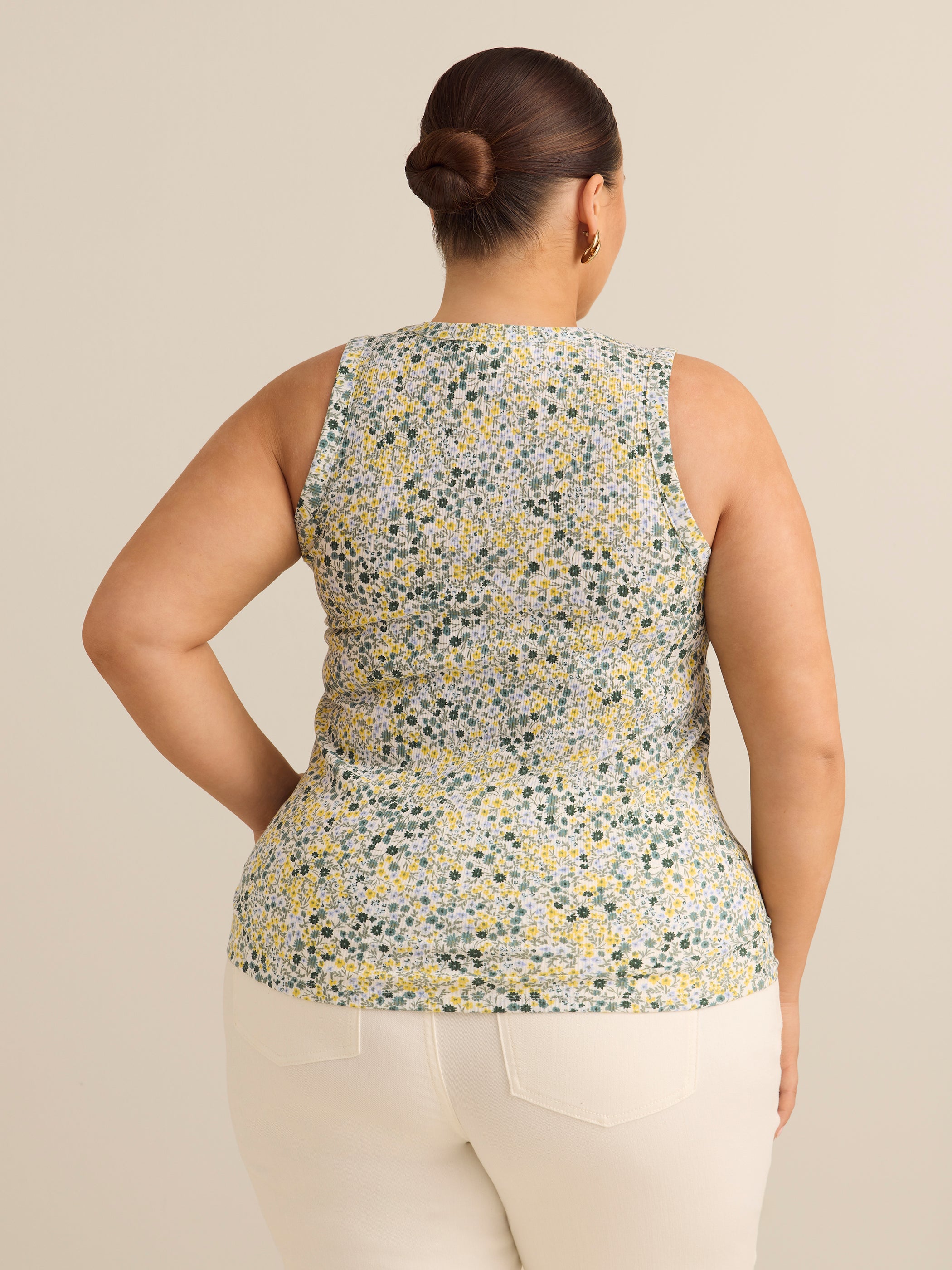 Fitted V-Neck Ribbed Knit Tank Top - Addition Elle