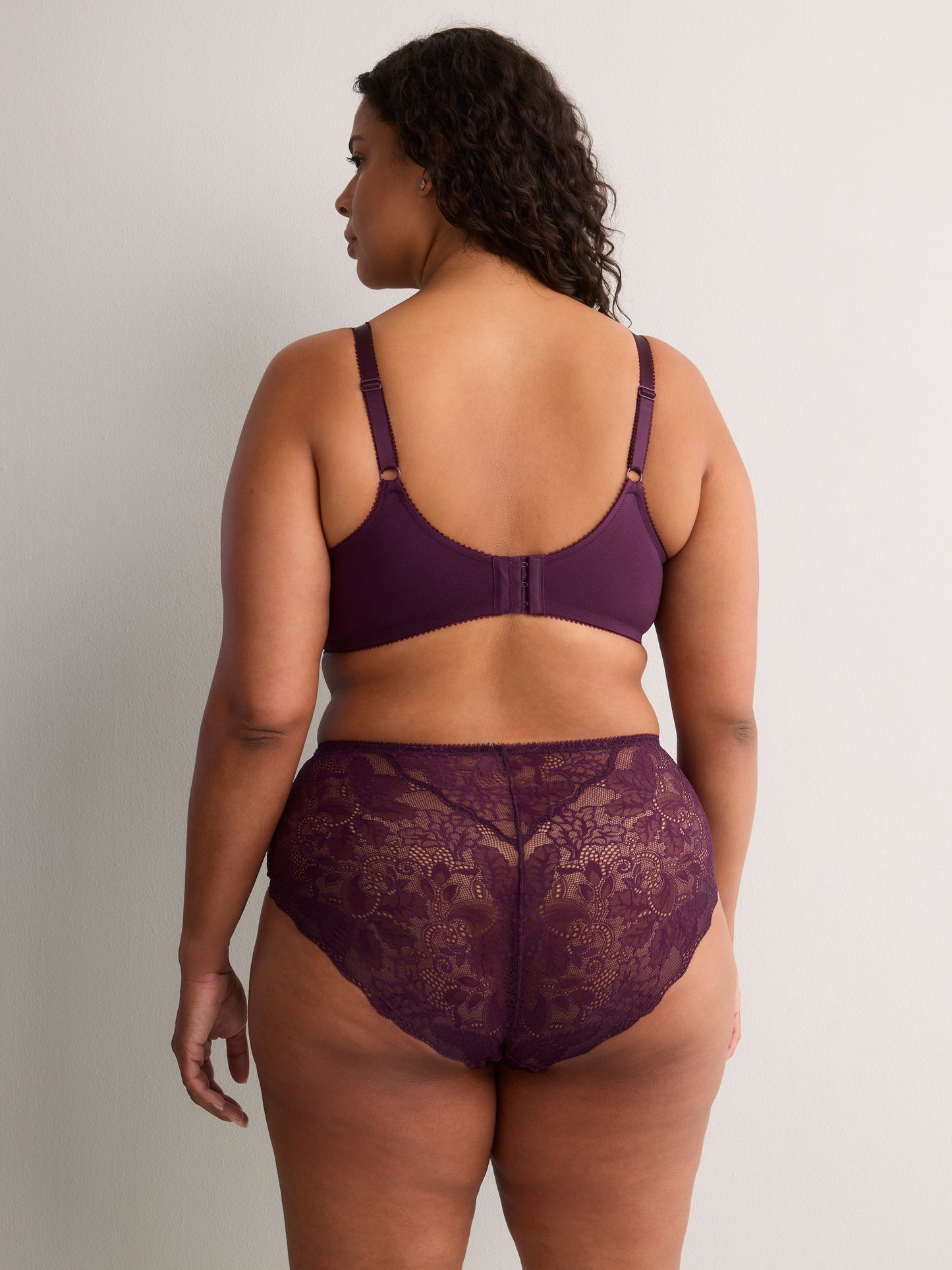 Purple Lace Unlined T-Cup Underwire Bra - Déesse