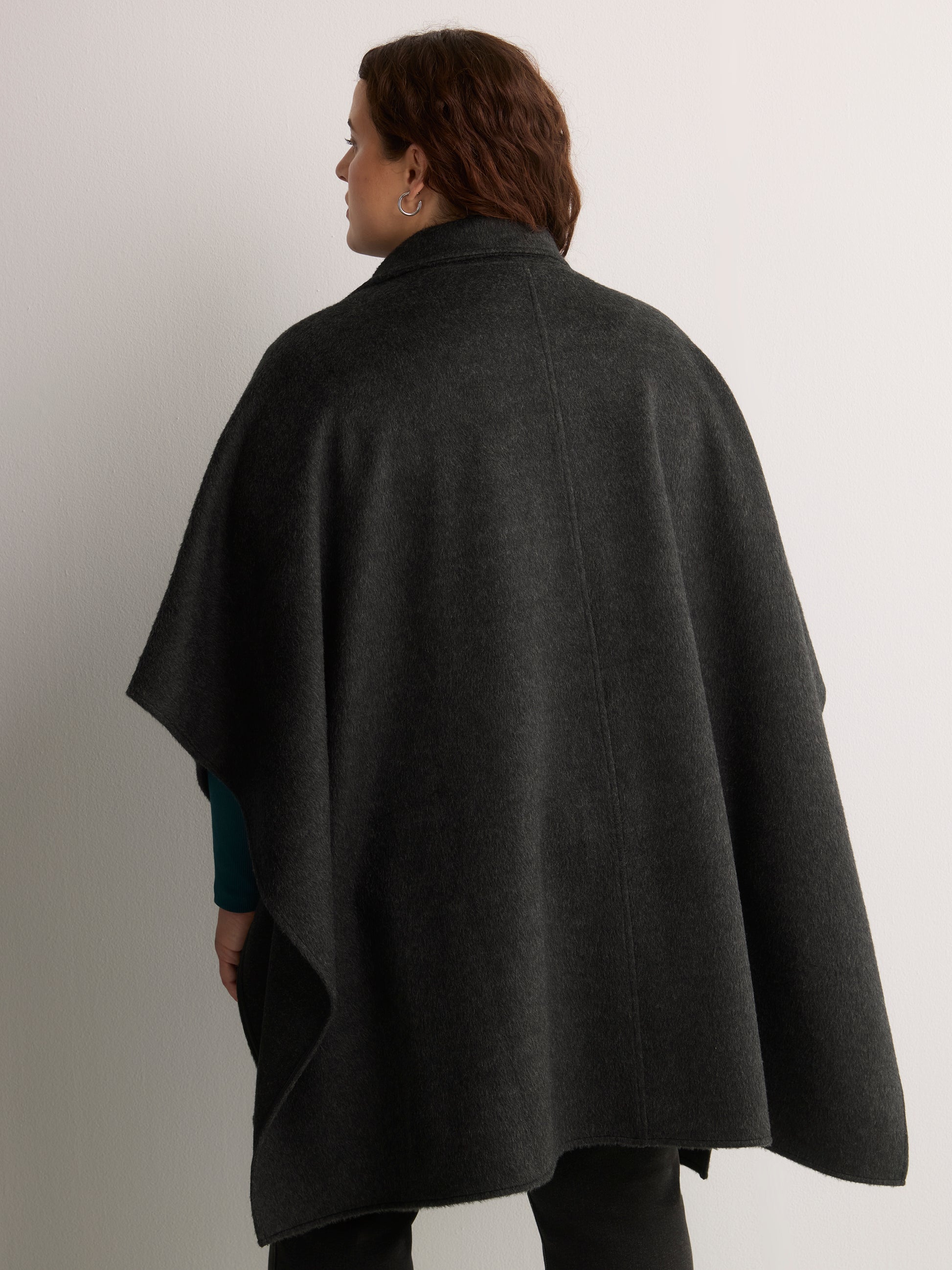 Dark Gray Stand-Collar Buttoned-Down Cape
