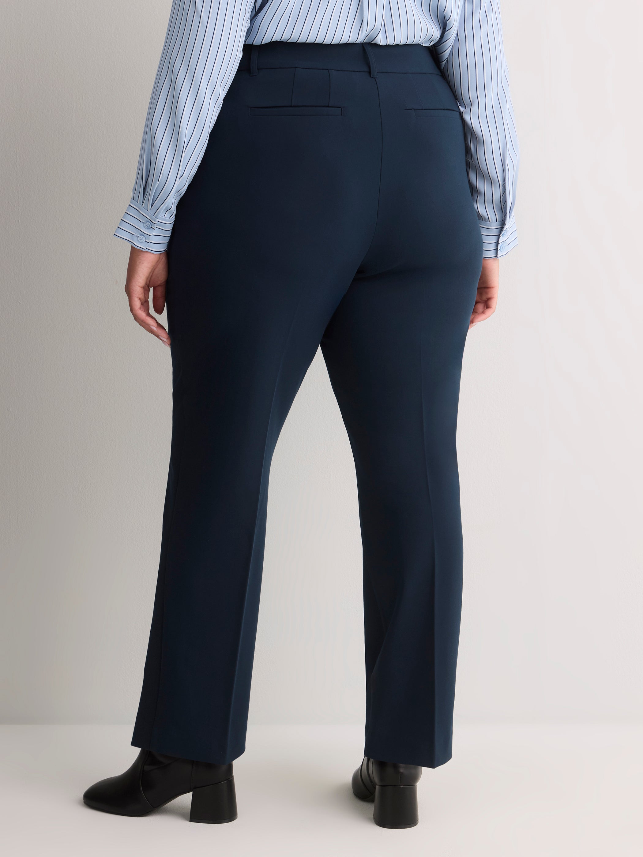 Navy Curvy Straight-Leg Savvy Pant