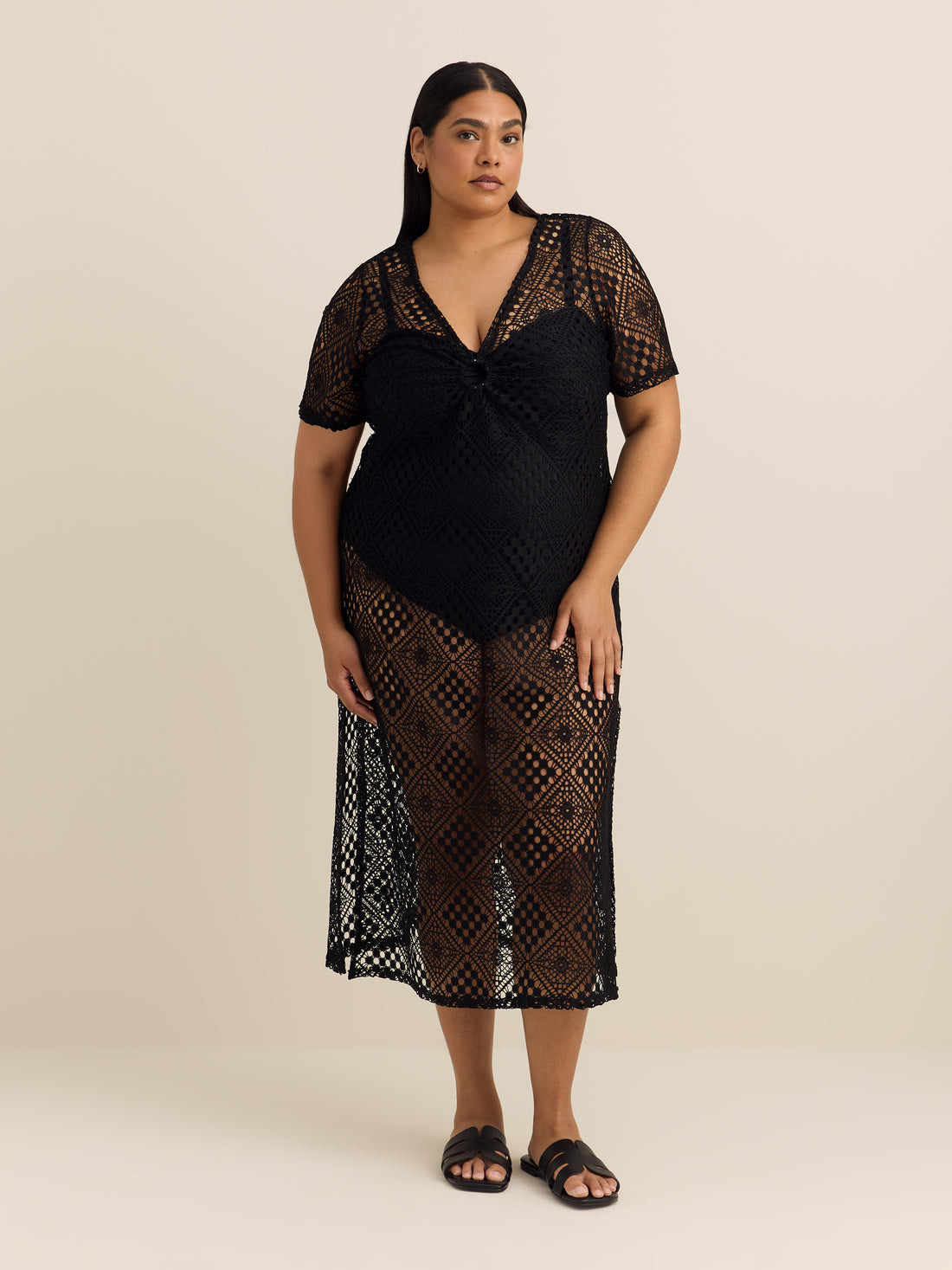 Cover Me Plus Size Crochet Knit Cover-Up Dress with Keyhole V-Neck –  Penningtons