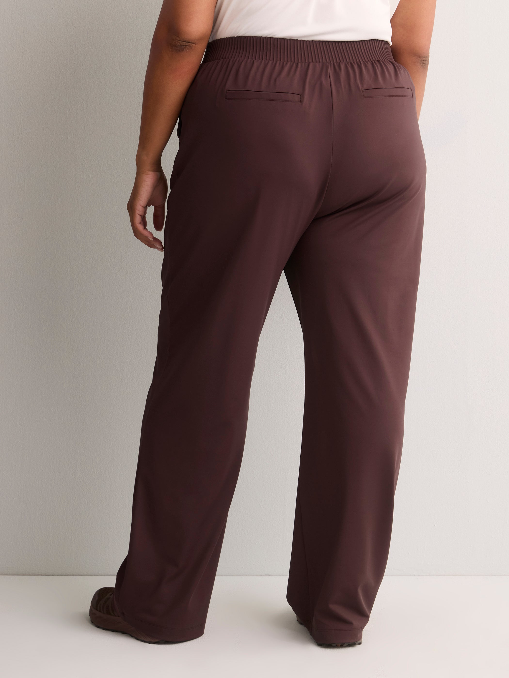 Brown Hybrid Straight Pull-On Pant - Active Zone