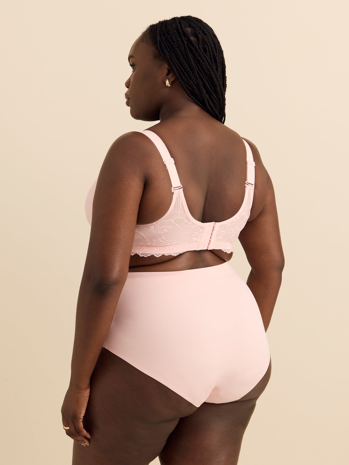 Wireless Padded T-Shirt Bra with Lace - ti Voglio