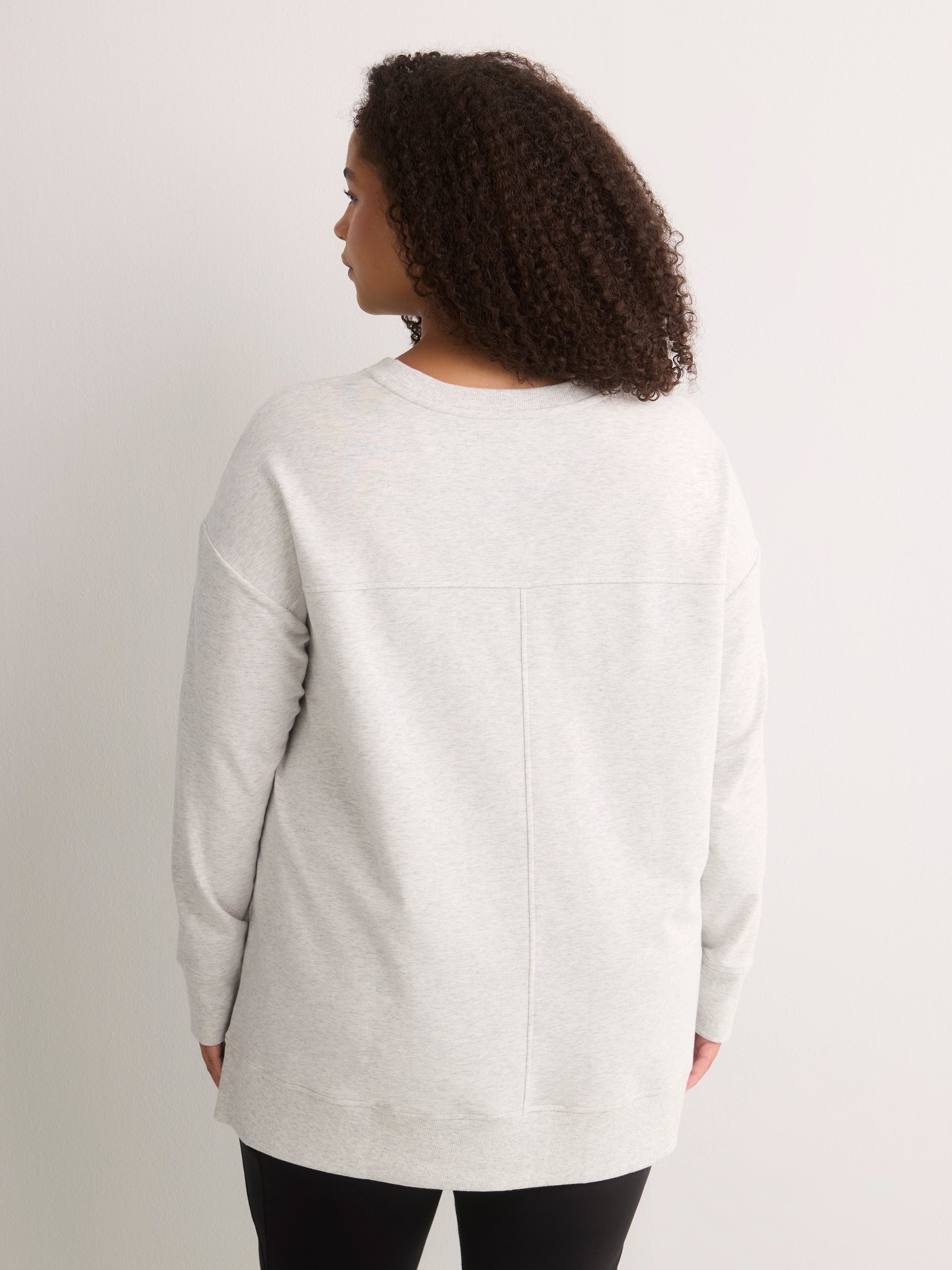 French Terry Long Sweatshirt with Fashion Cut - Active Zone