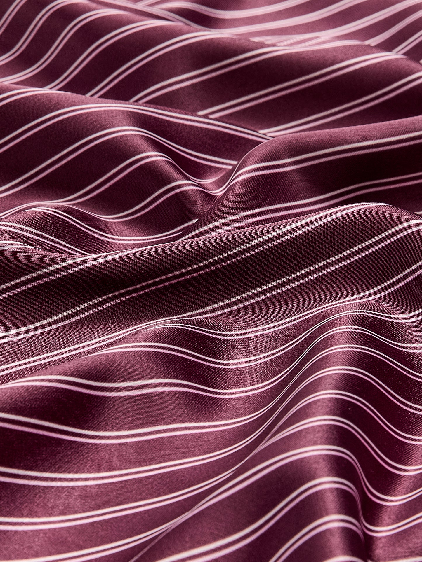Silk-Like Neck Scarf with Print
