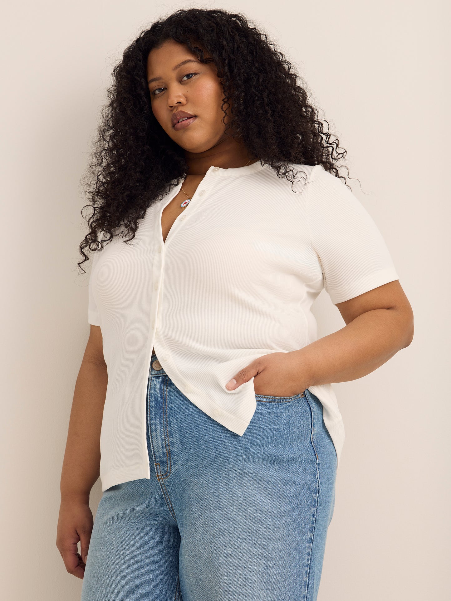 Fitted Short-Sleeve Rib Knit Cardigan
