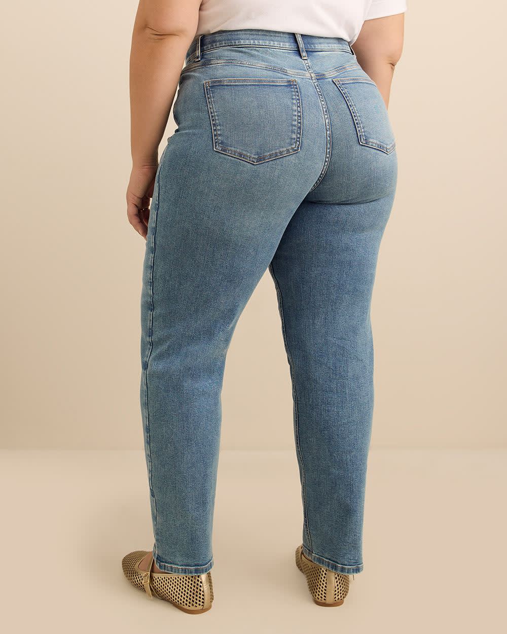 Jean à jambe droite et à taille moyenne, coupe classique aminicissante - d/C JEANS