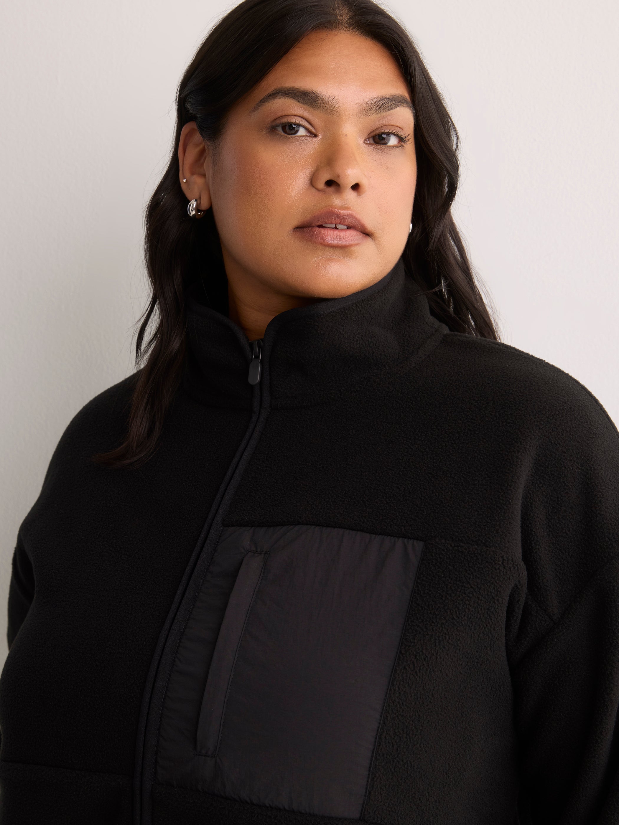 Black Short Polar Fleece Jacket with Contrast Trim - Active Zone