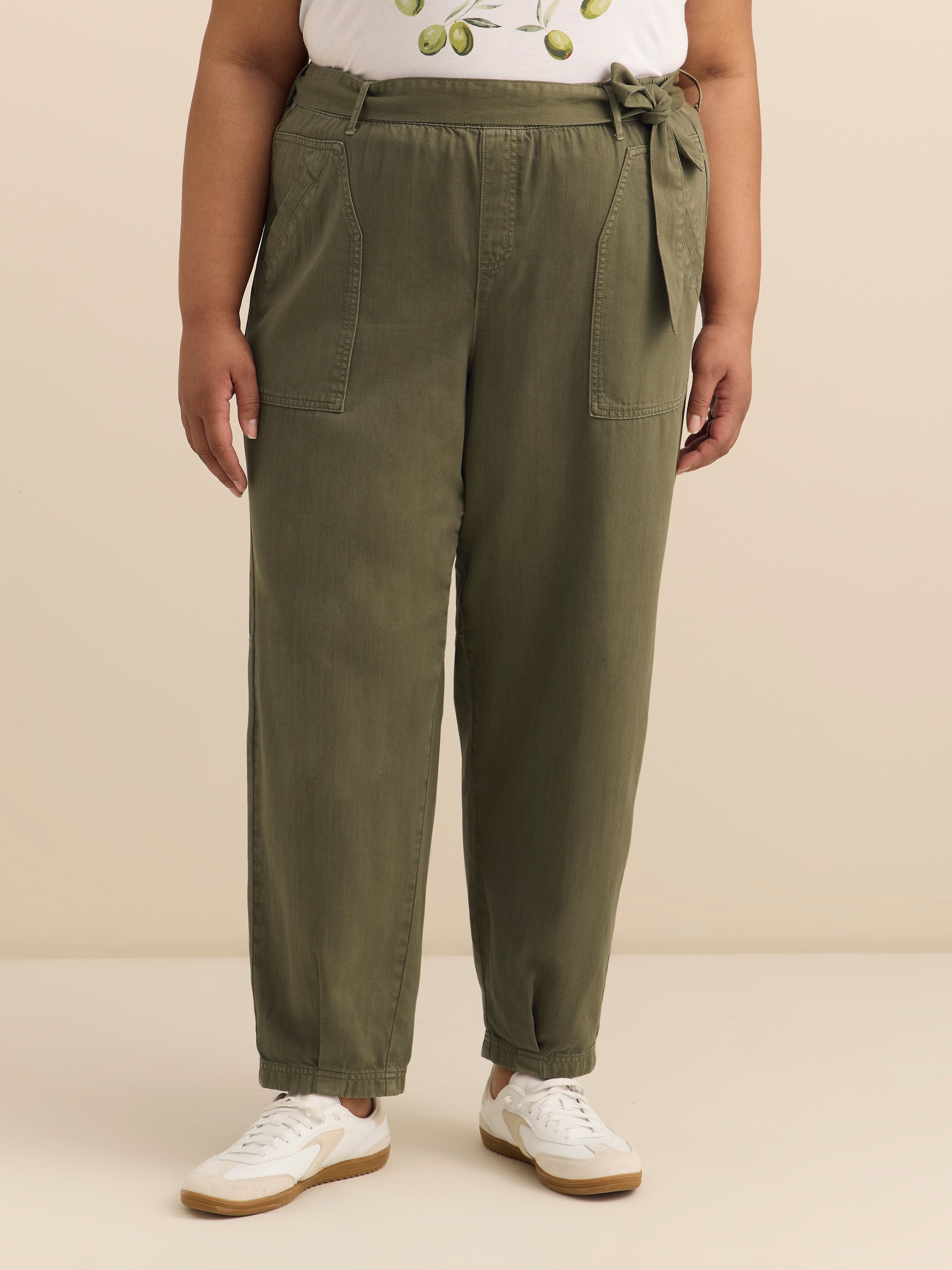 Tencel Blend Slight Barrel-Leg Pant