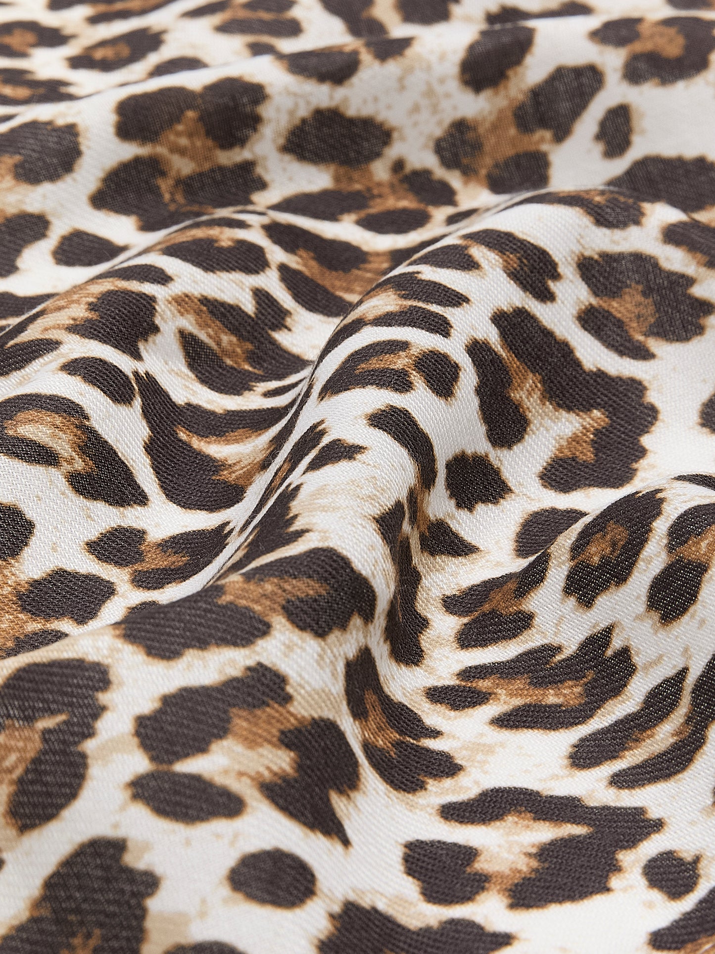 Lightweight Printed Neck Scarf