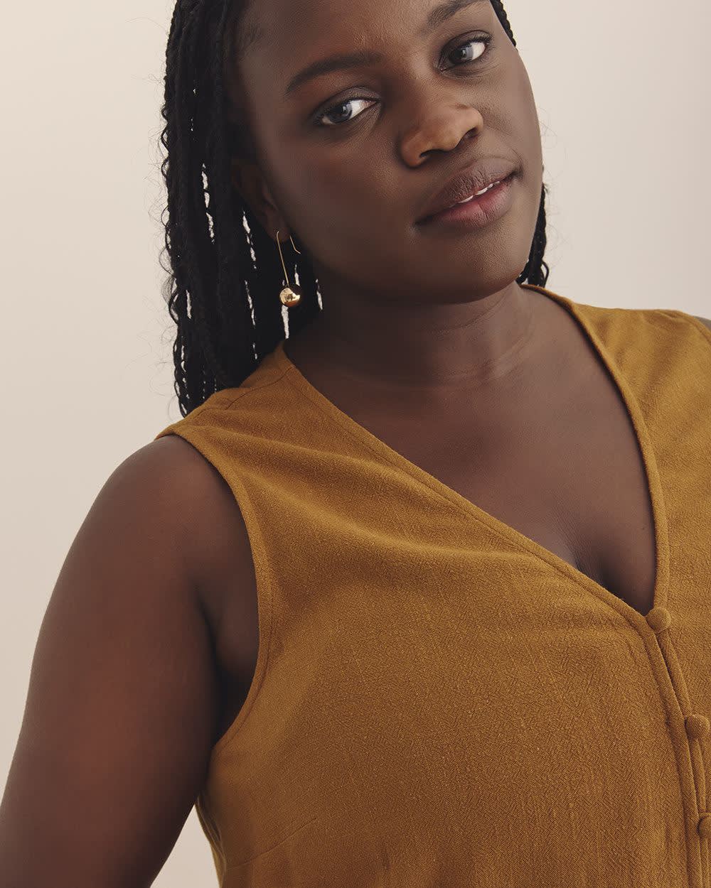 Blouse boutonnée sans manches à encolure en V