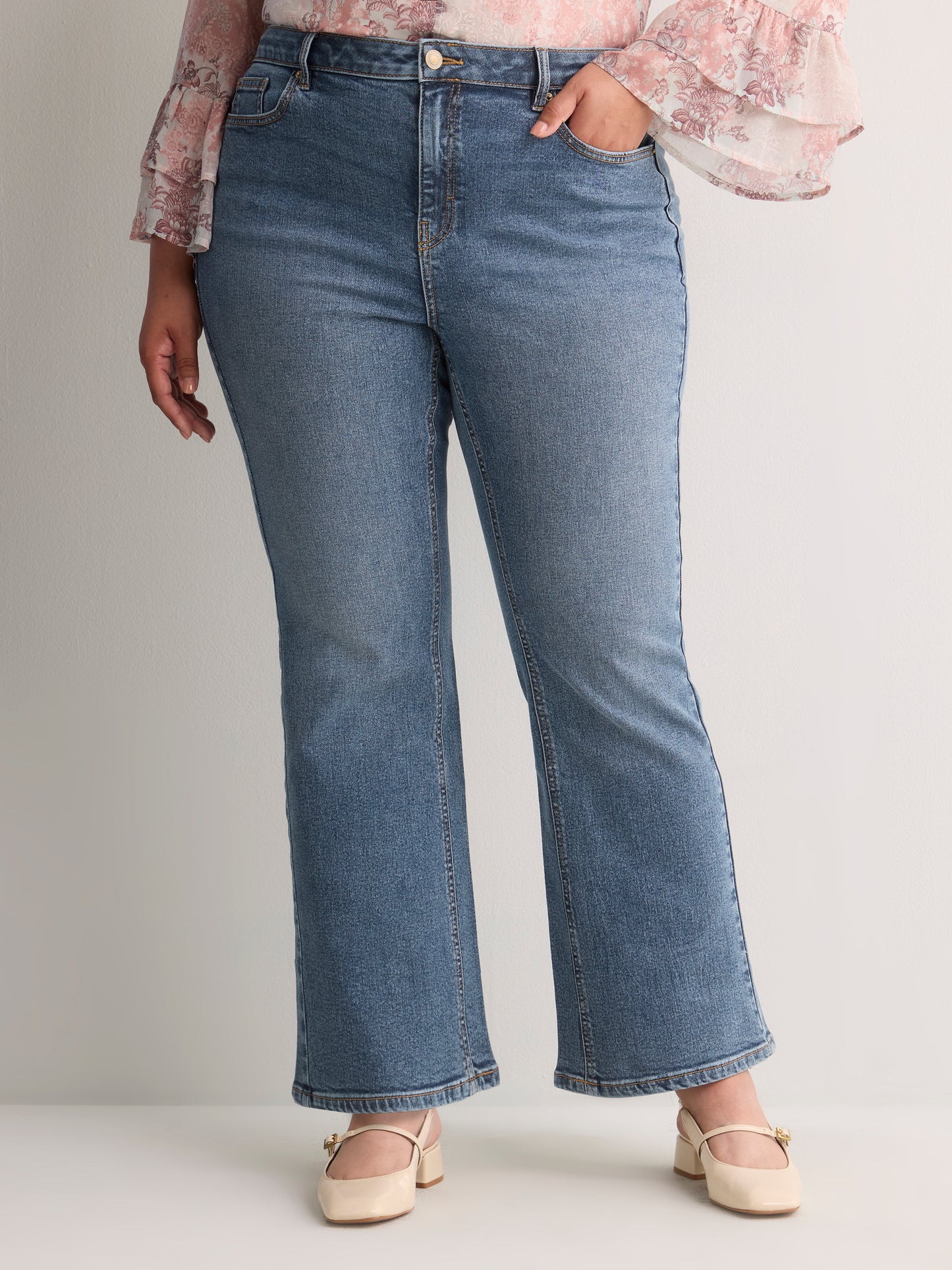 Classic-Fit High-Rise Bootcut Denim Pant - d/C jeans