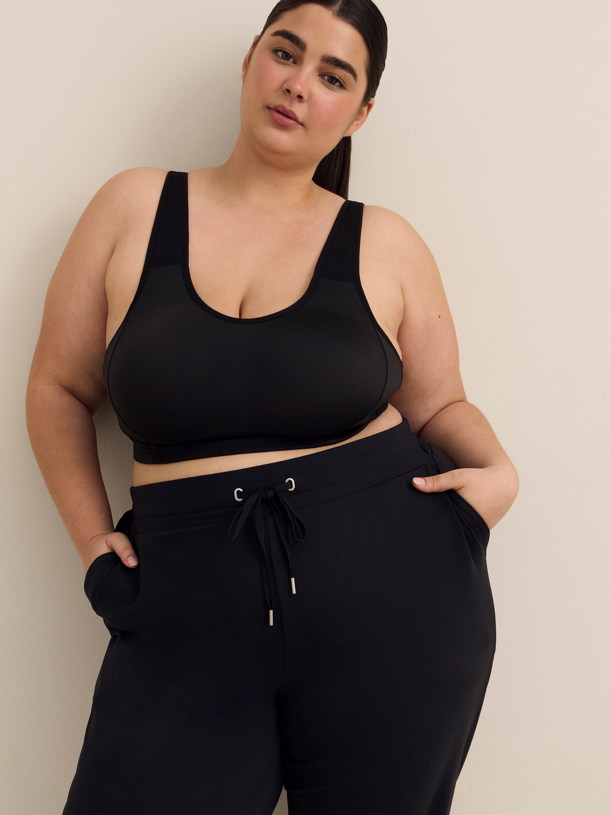 Black Knit Urban Capri - Active Zone