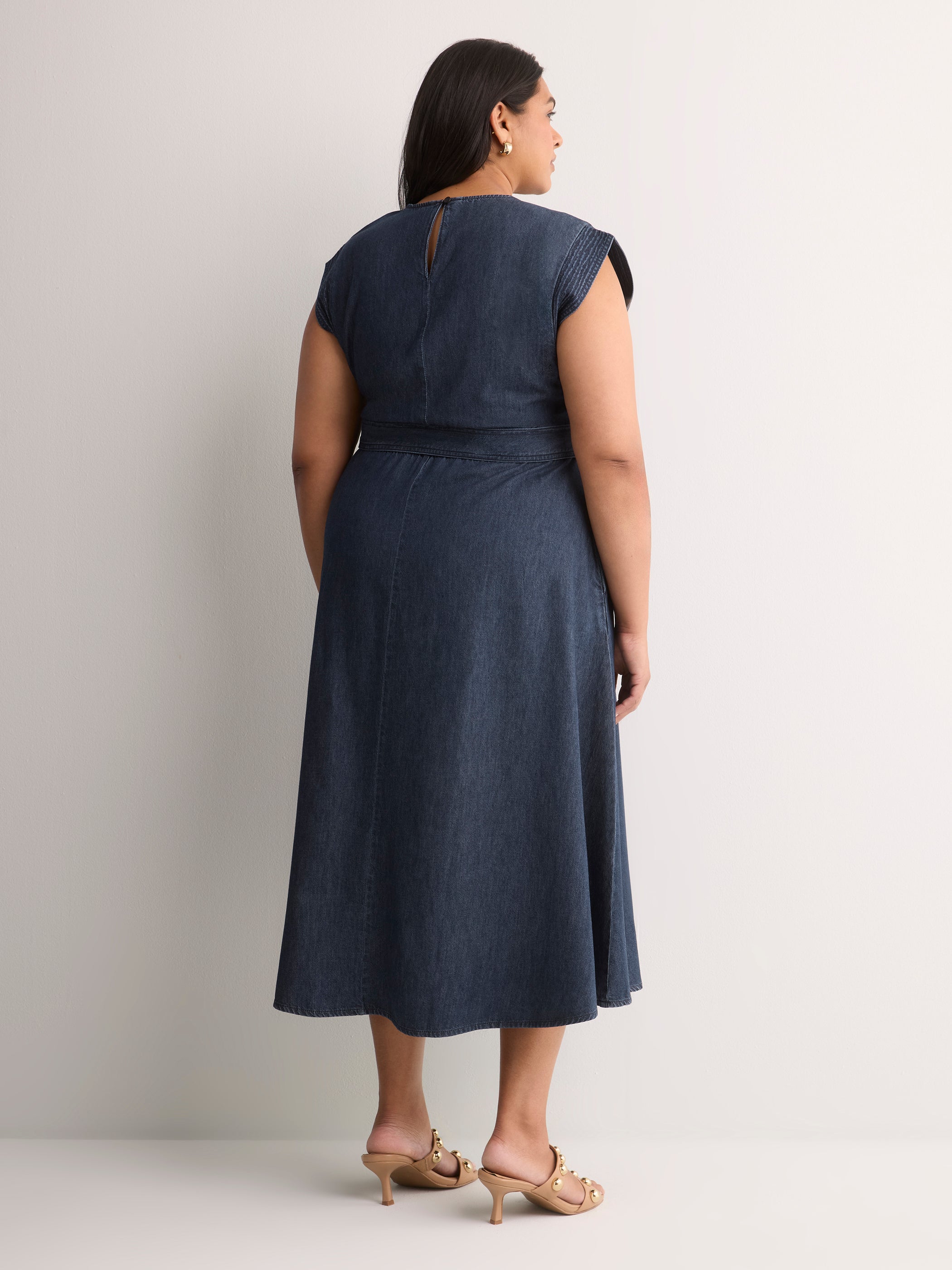 Dark Denim Sleeveless Crew-Neck Sash Midi Dress