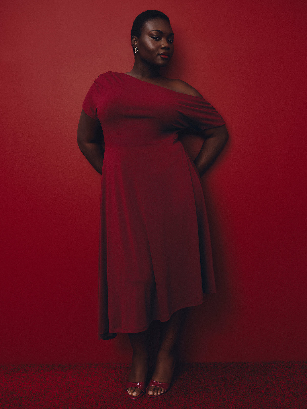 Asymmetrical Off-Shoulder Midi Dress - Addition Elle