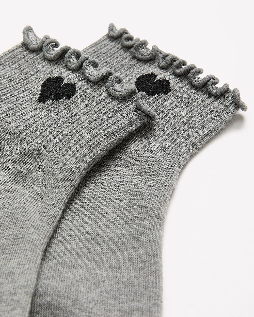 Lettuce-Edge Ankle Socks with Heart Placement Print