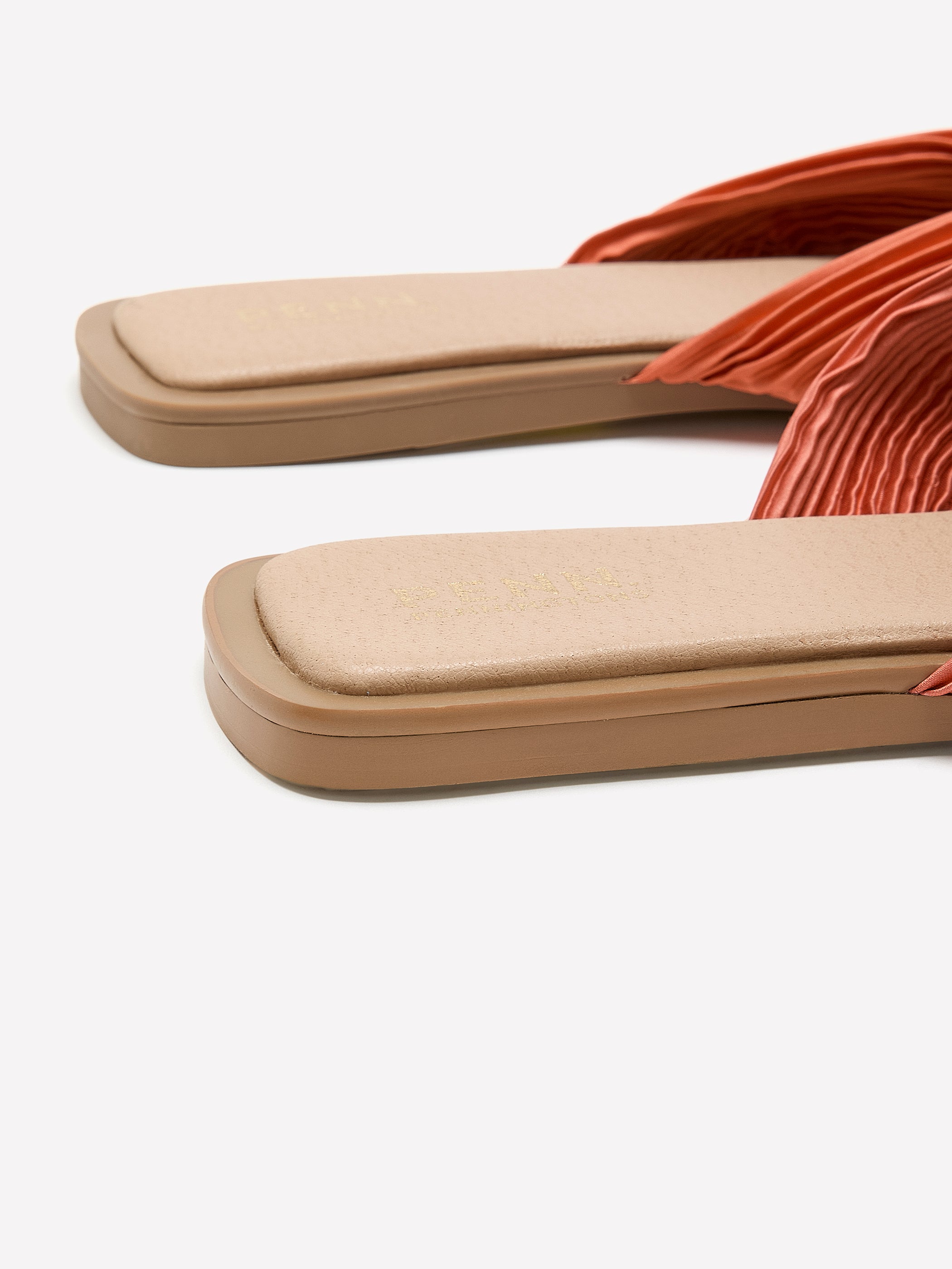 Extra Wide Width, Knotted Pleated Flat Slip-On Sandal