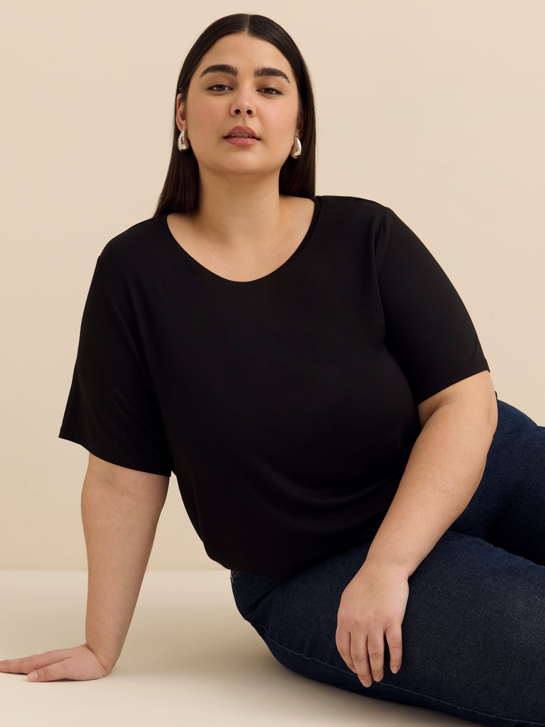 T-shirt à col rond, coupe moderne